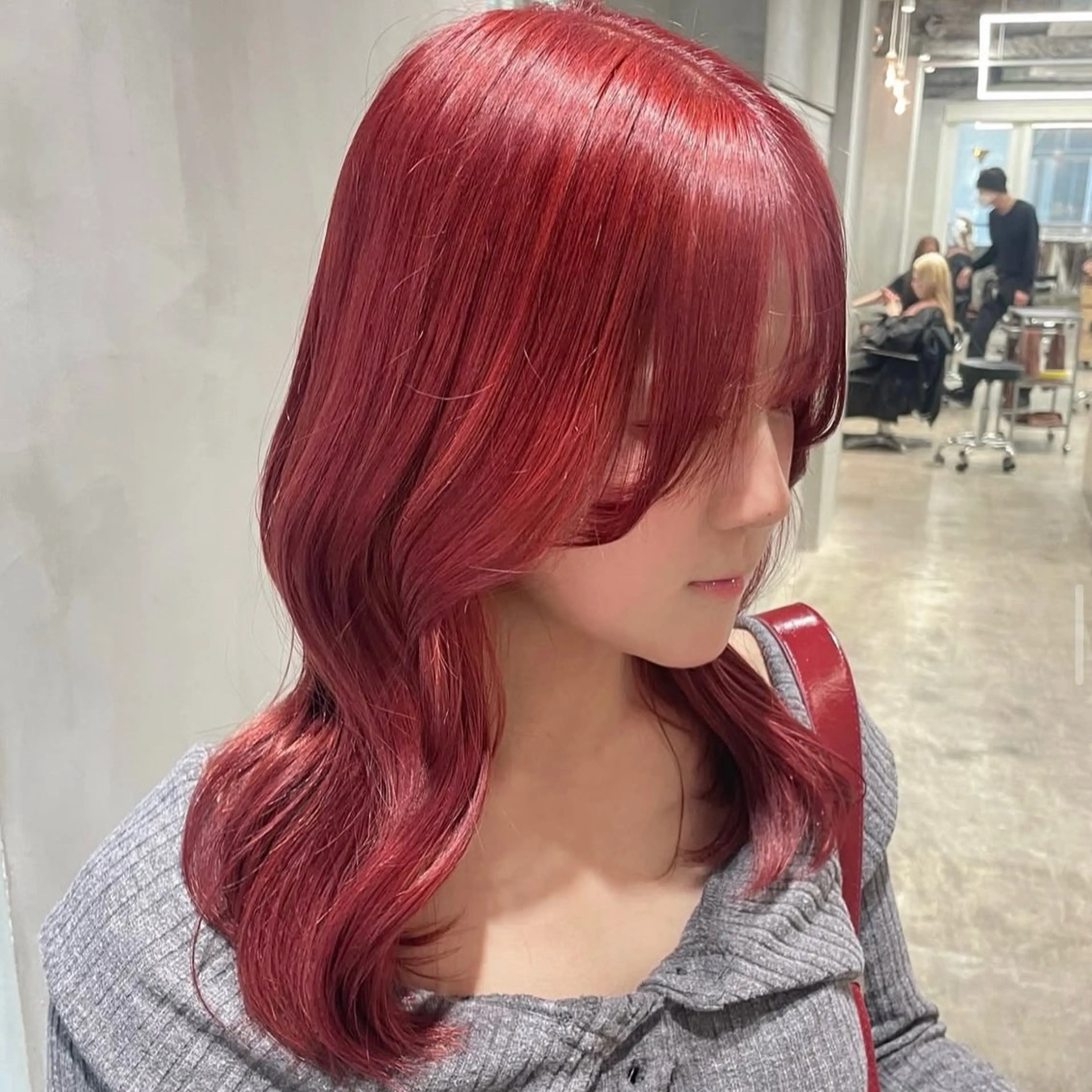 ミディアム カラー レッドカラー ヘアカラー 🎀プルエクステ みまひかる🎀のヘアスタイル