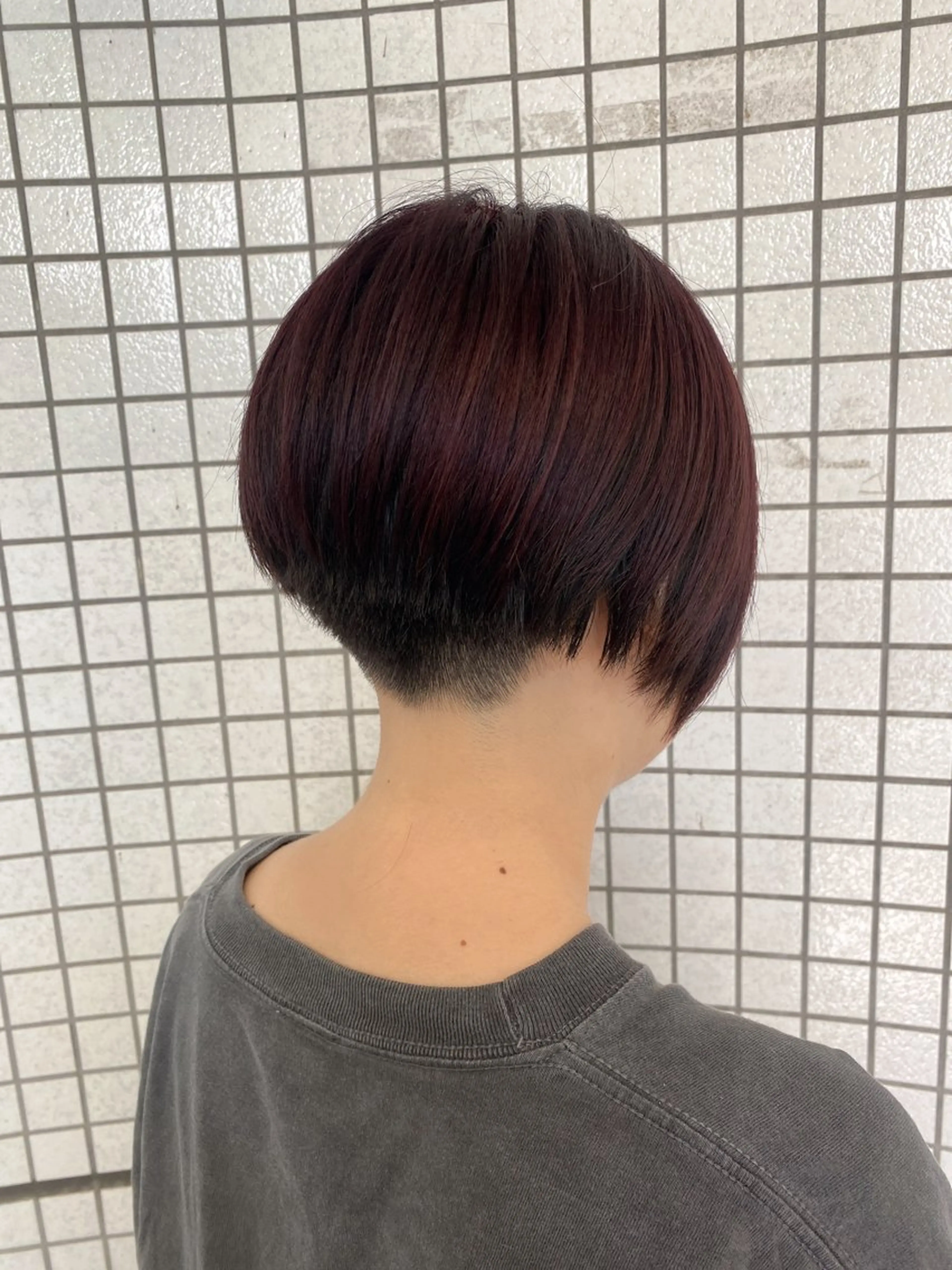 ショート ボブ 飯富 信二のヘアスタイル