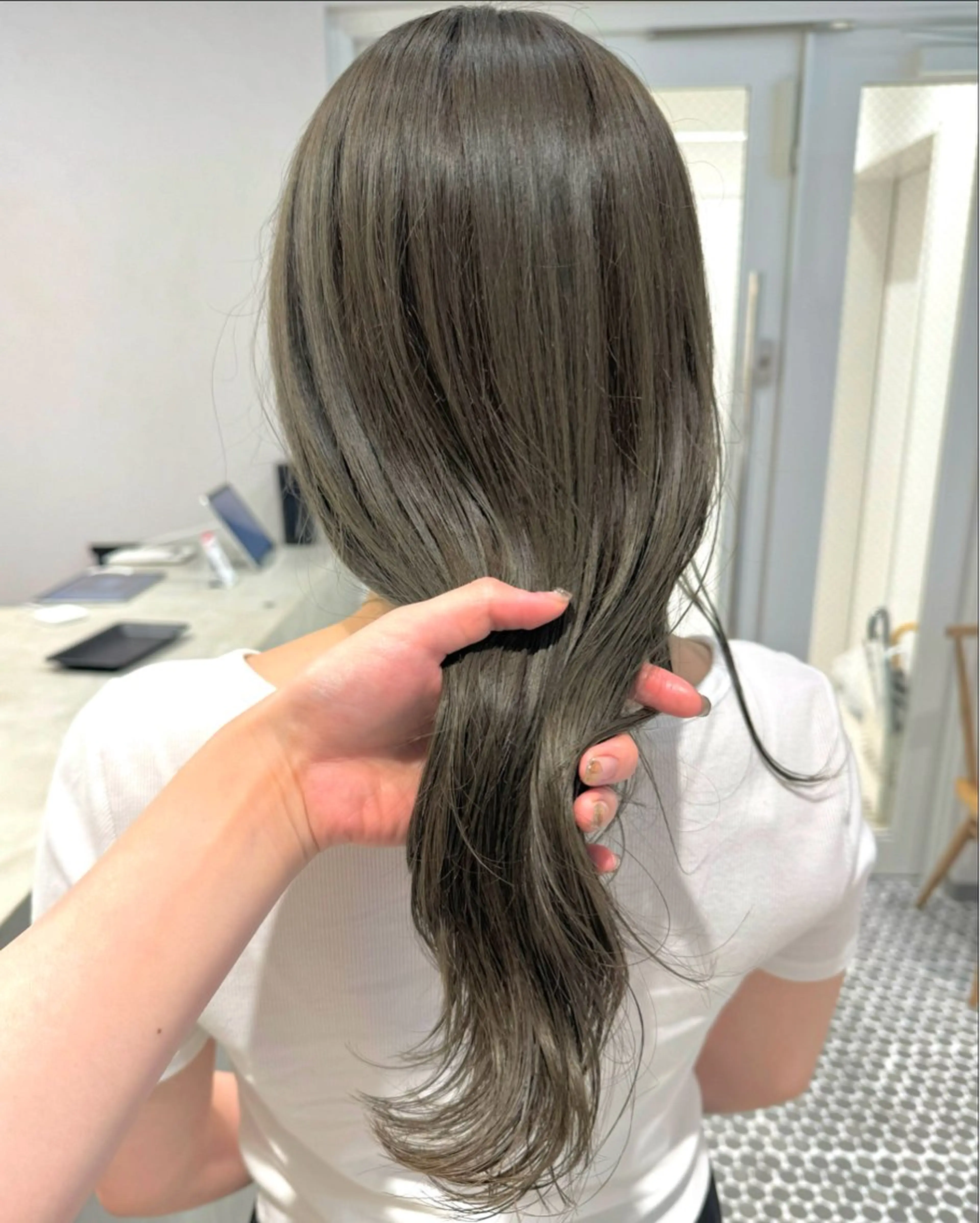 ロング カット ヘアカラー トリートメント 透明感カラー✴︎ SAYAKAのヘアスタイル