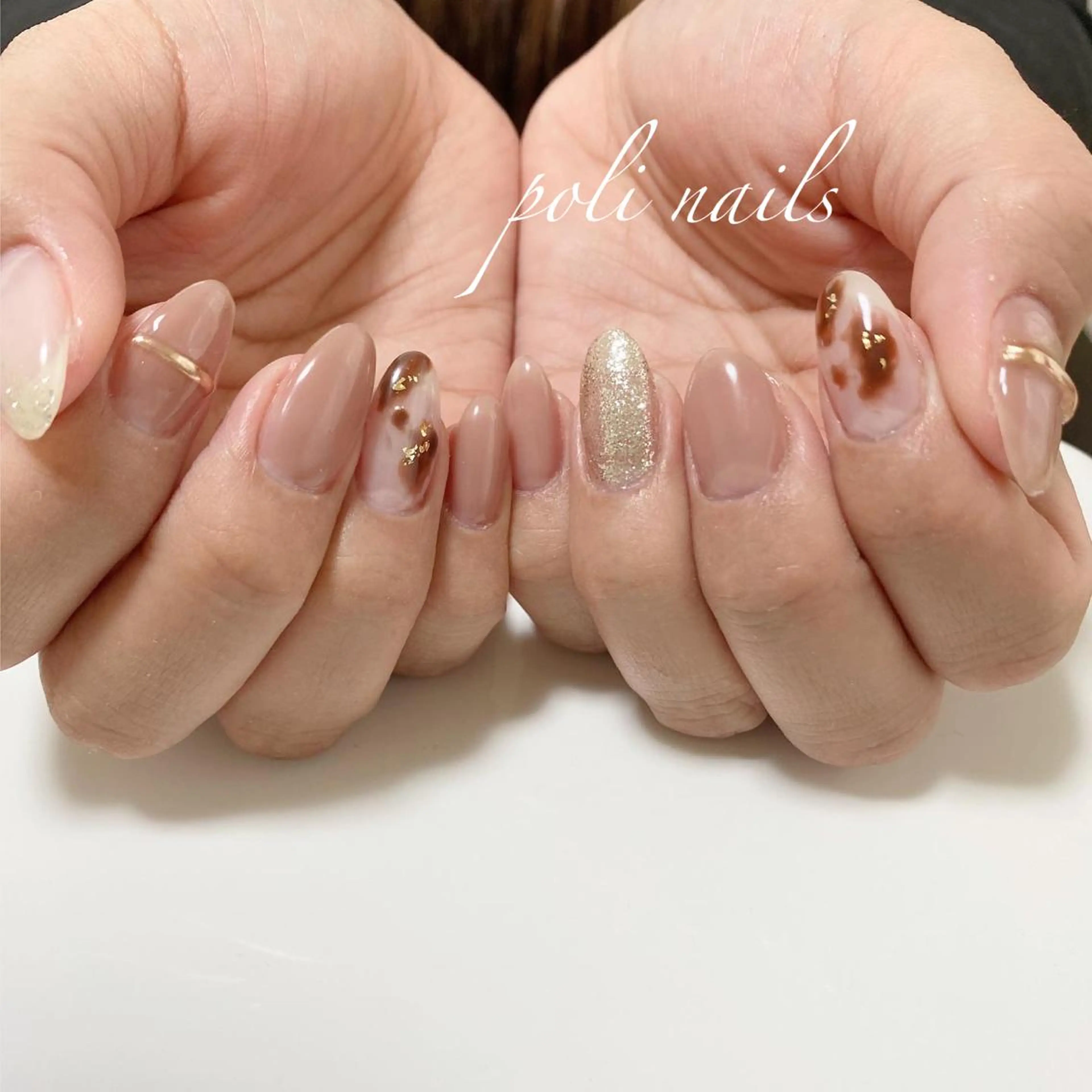 ネイル ハンドネイル poli nailsのネイルデザイン