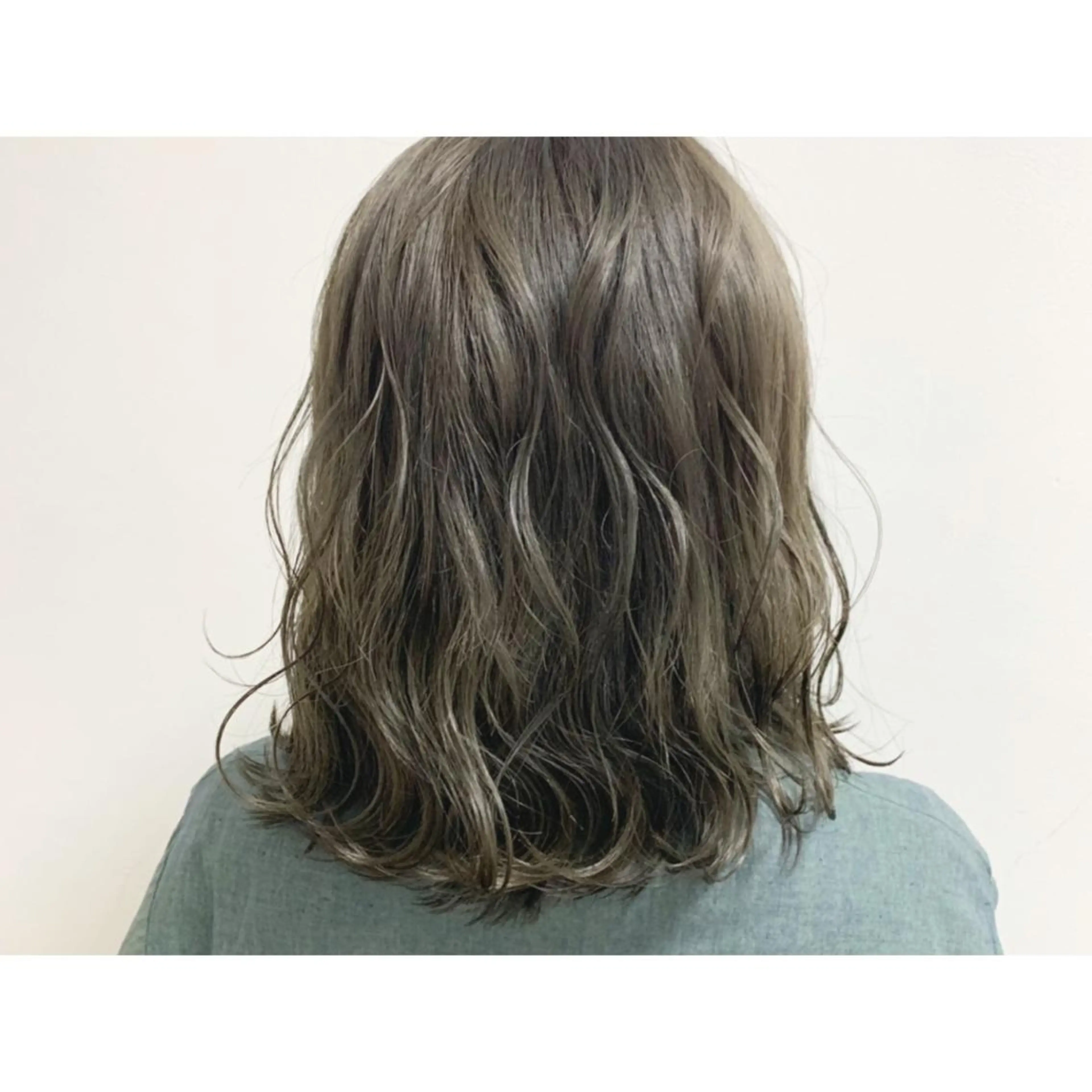 セミロング merci.所属・🌻あいり merci.🌻のヘアスタイル