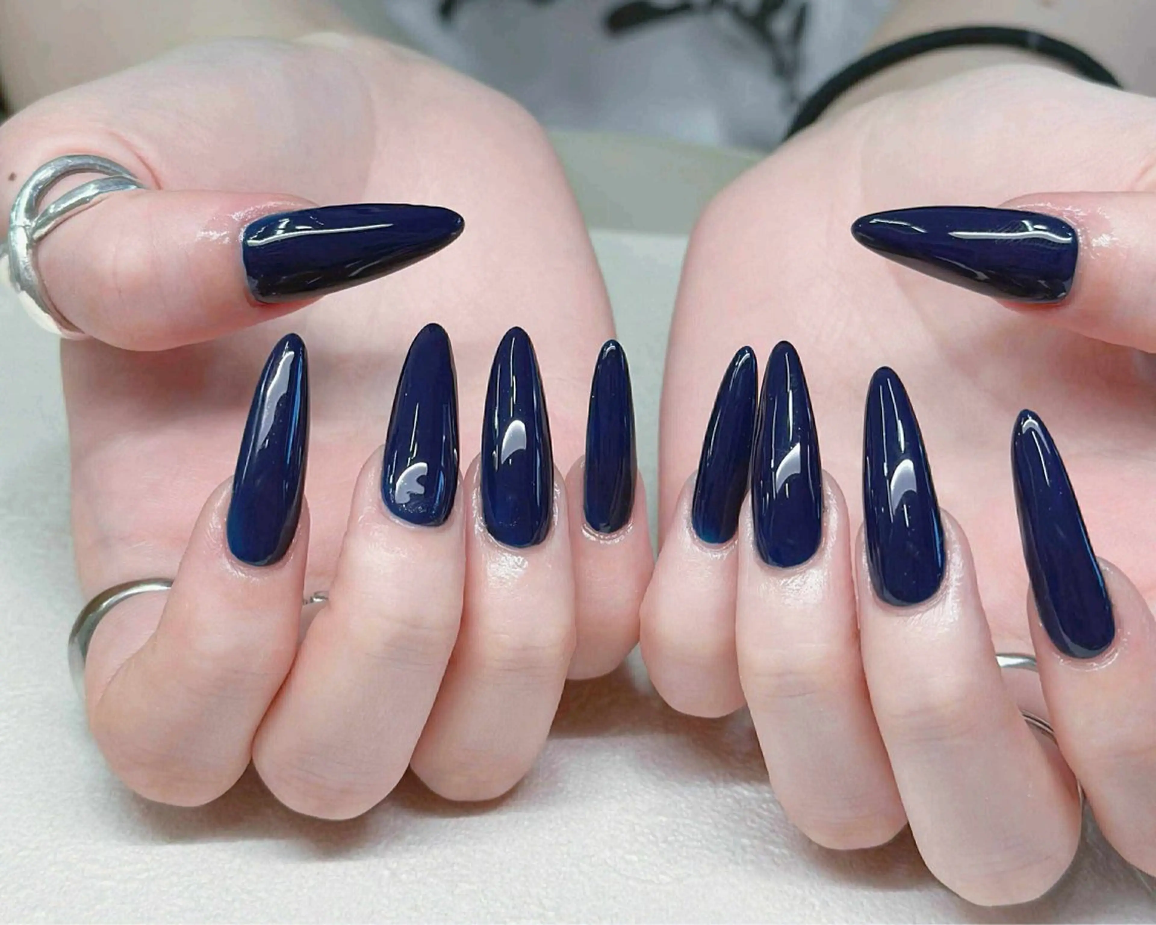 ネイル オーロラネイル ブルー チークネイル フットネイル フレンチネイル Hana ハナのネイルデザイン