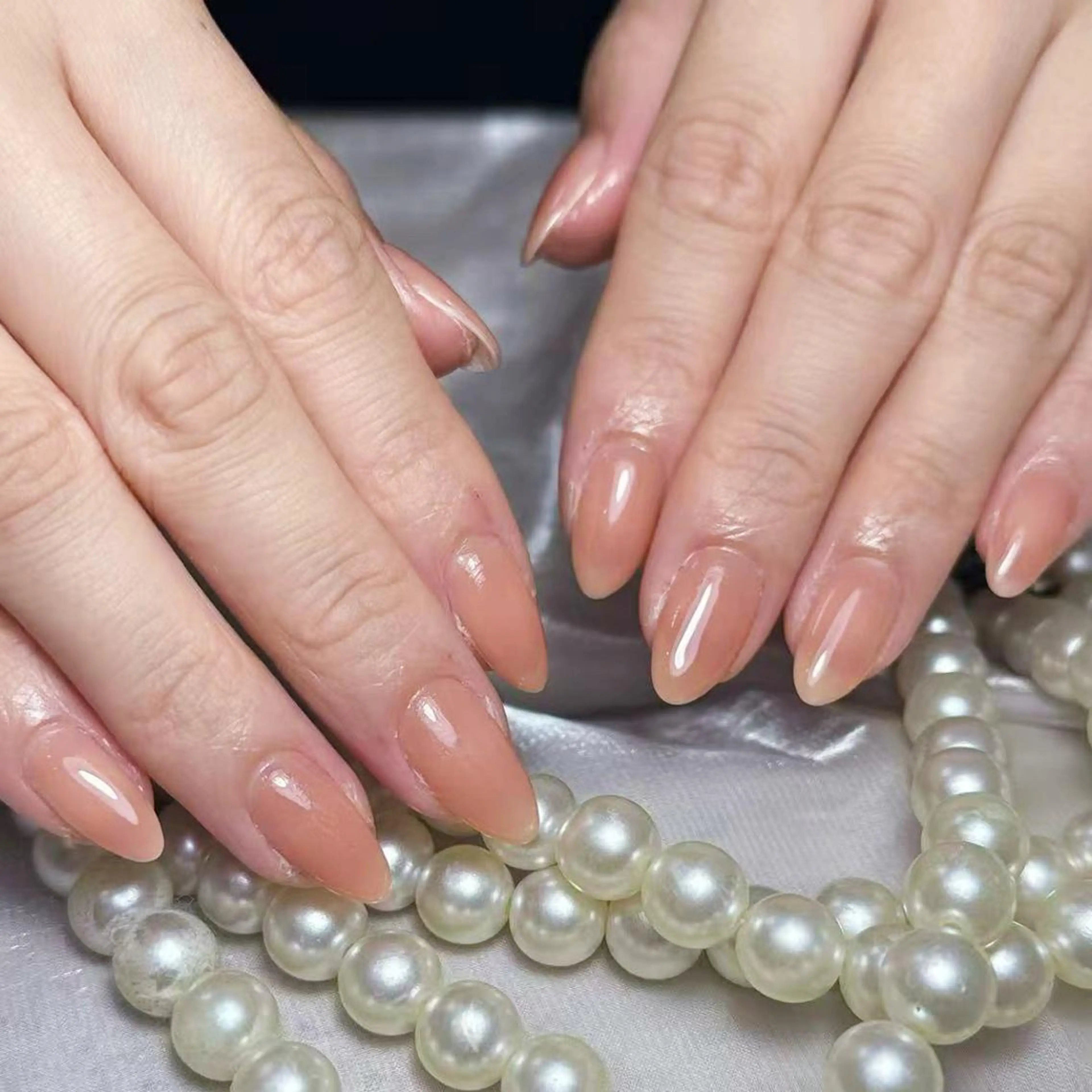 ネイル アートネイル オーロラネイル ガーリー キラキラネイル 韓国ネイル ハンドネイル DIAMOND 💅のネイルデザイン