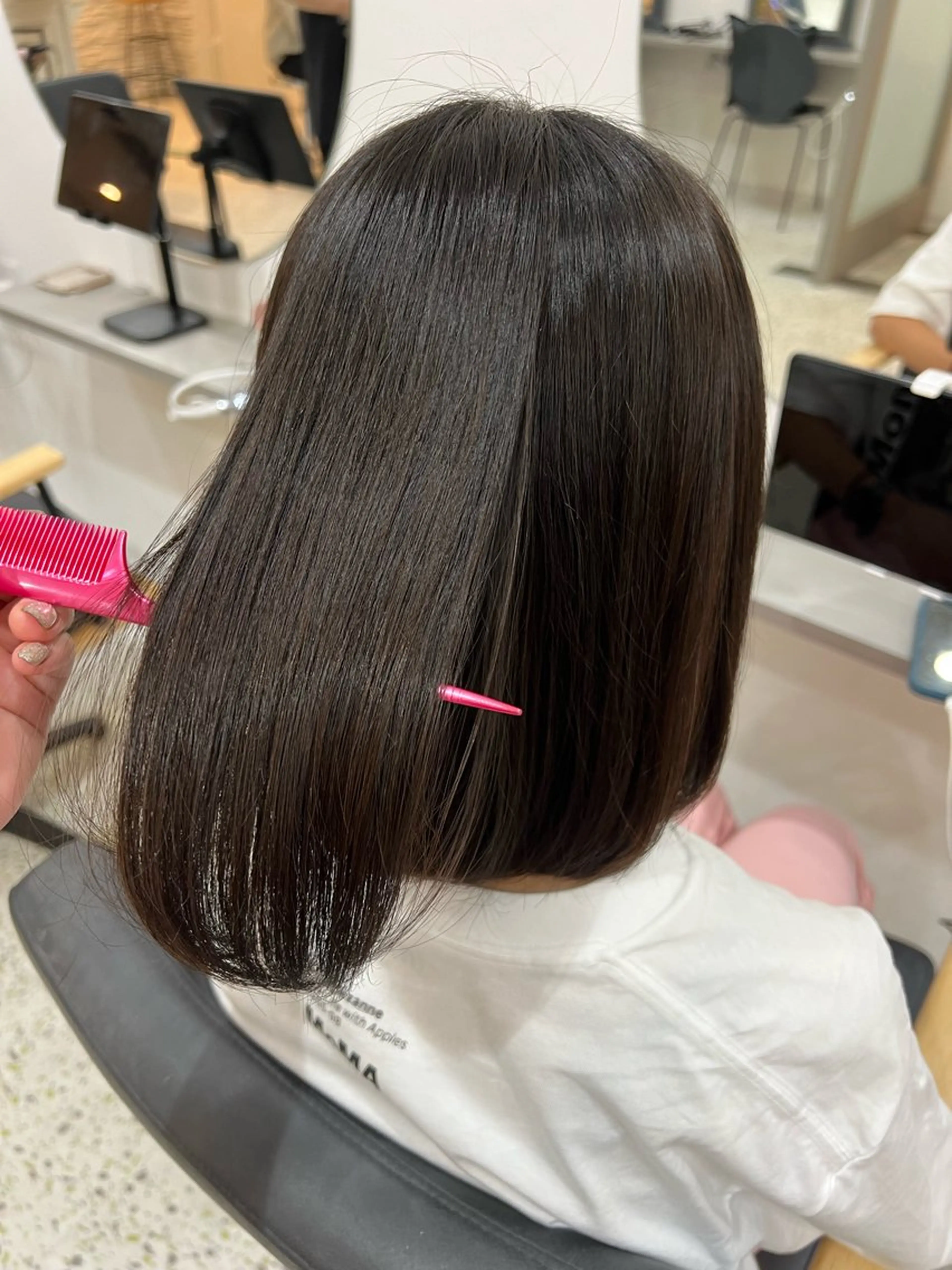 セミロング 髪質改善 トリートメント 透明感カラー/ RIKO🌺🥥のヘアスタイル