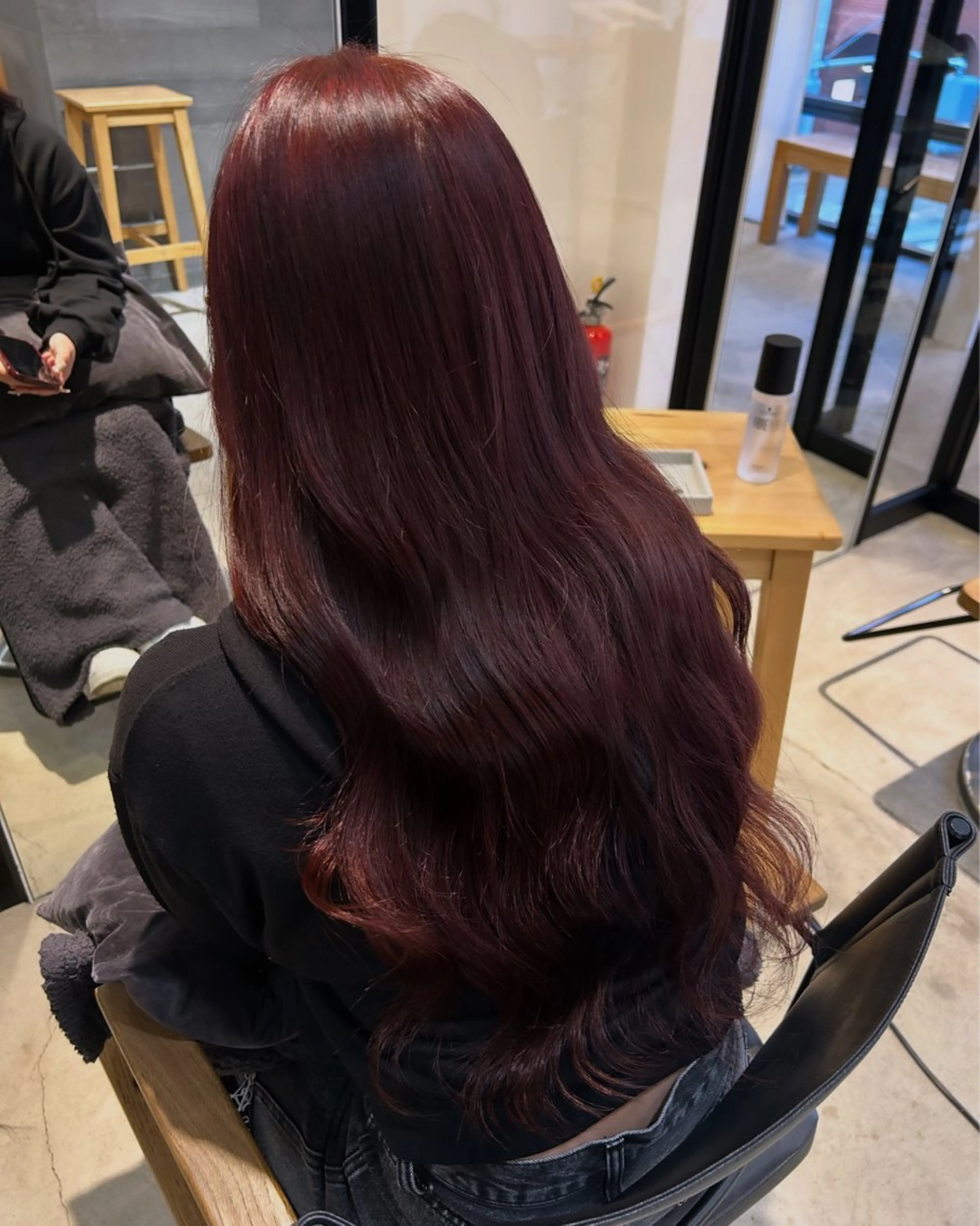 ロング カラー 馬場 菜乃夏のヘアスタイル