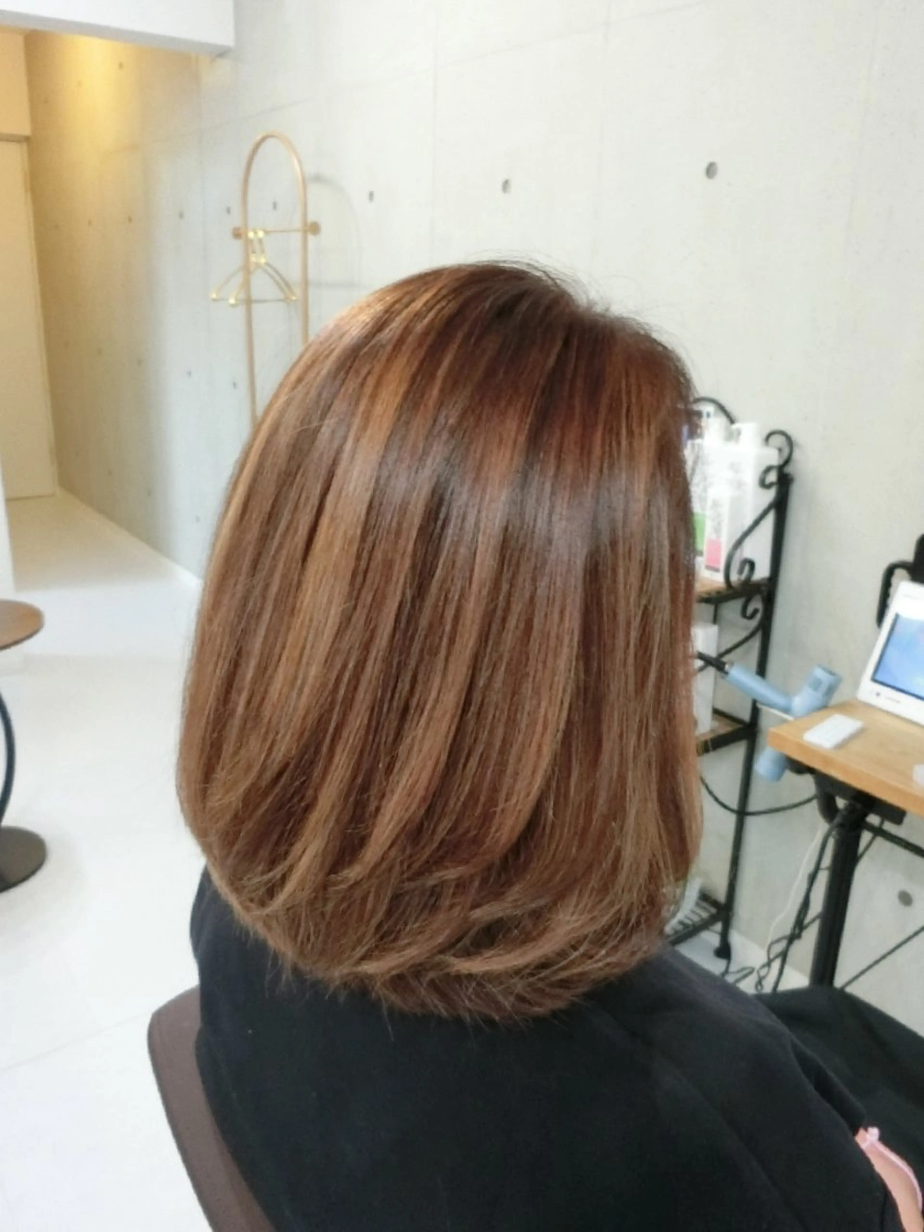 ミディアム カラー カット ヘアカラー ma cherie 三浦直美のヘアスタイル