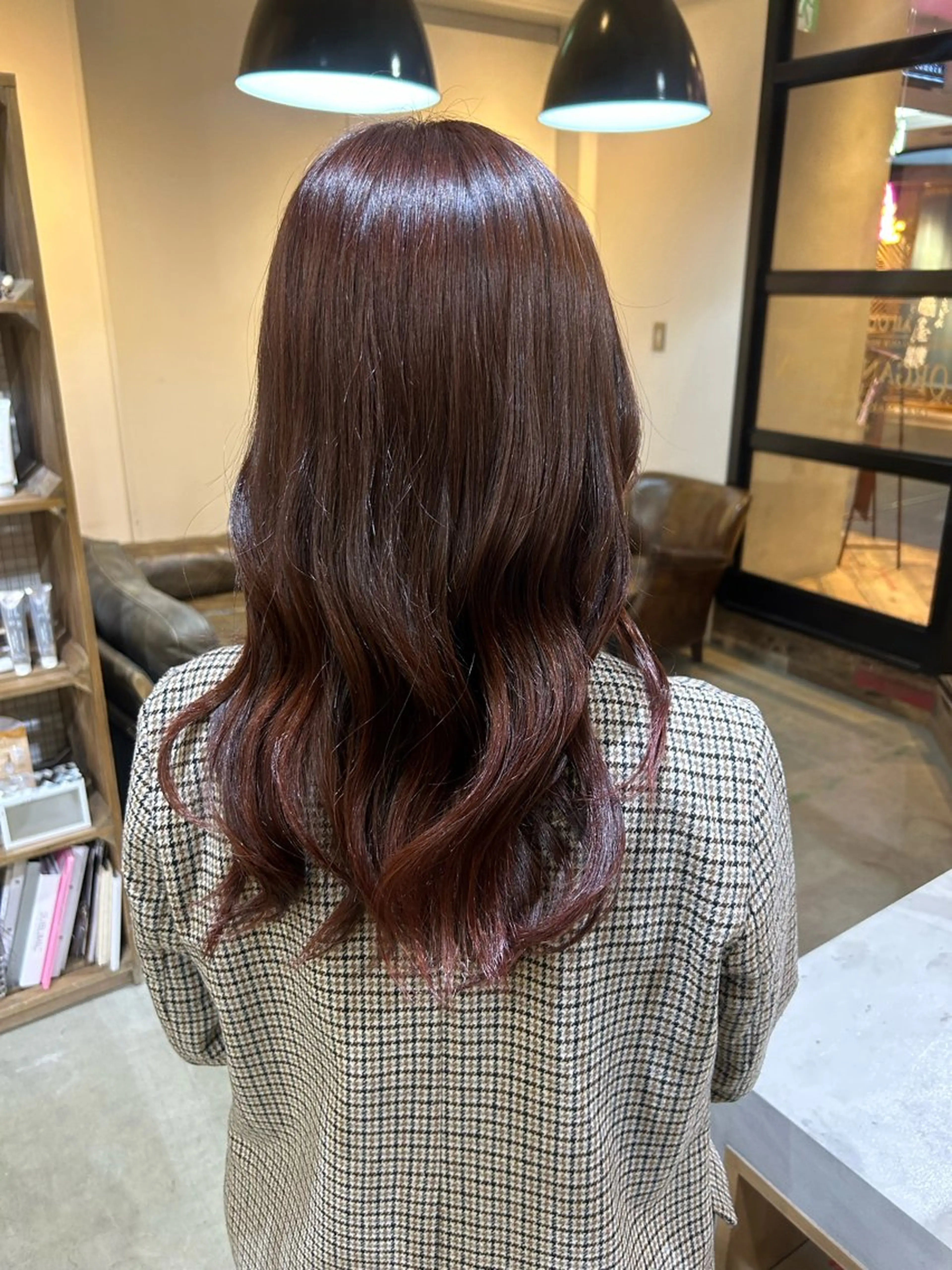 ロング レッドブラウン カット ヘアカラー トリートメント 艶髪/髪質改善 yukaのヘアスタイル