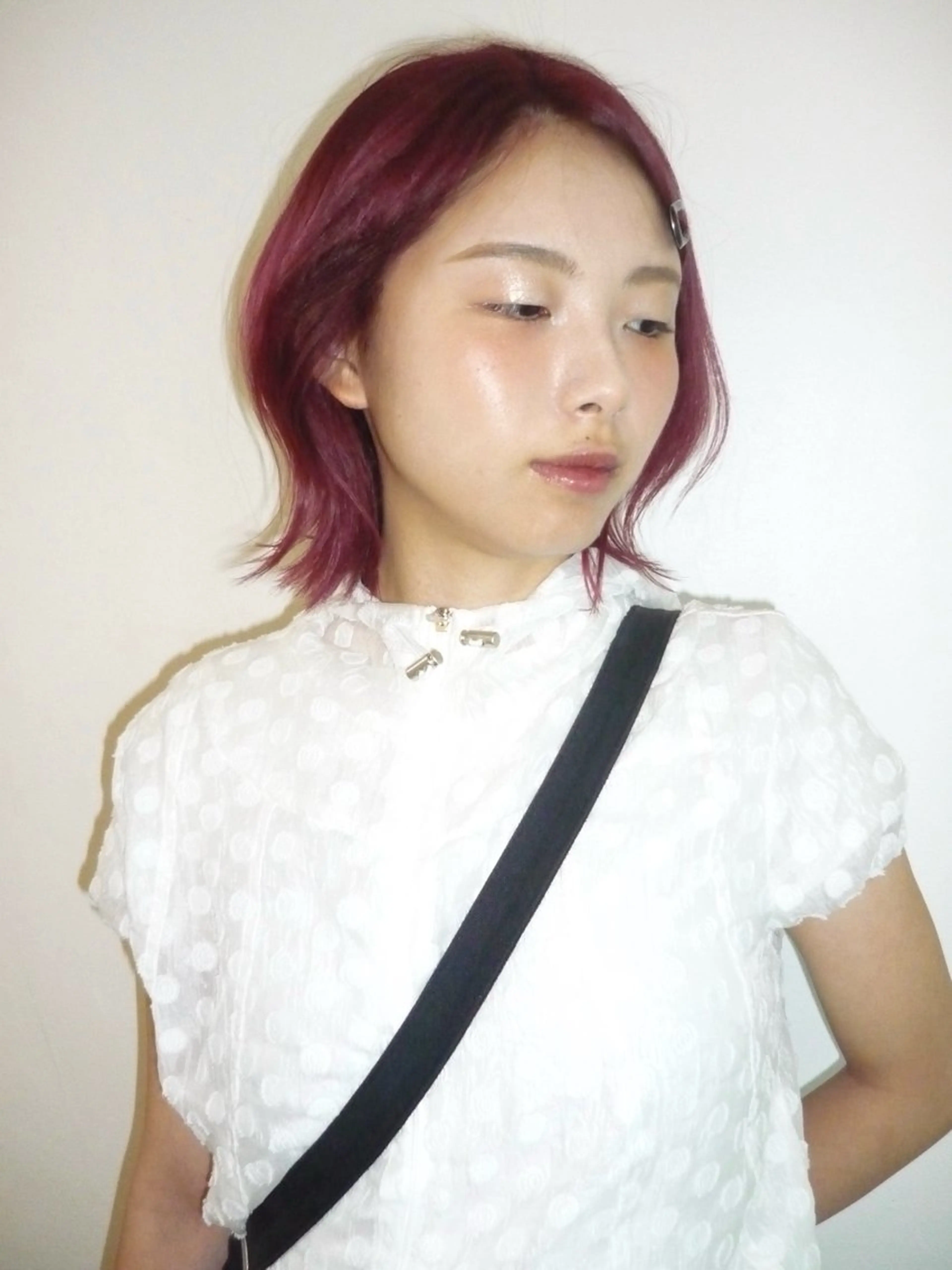 ミディアム カラー ヘアカラー 🌟暖色系ハイトーン 🌟AIのヘアスタイル