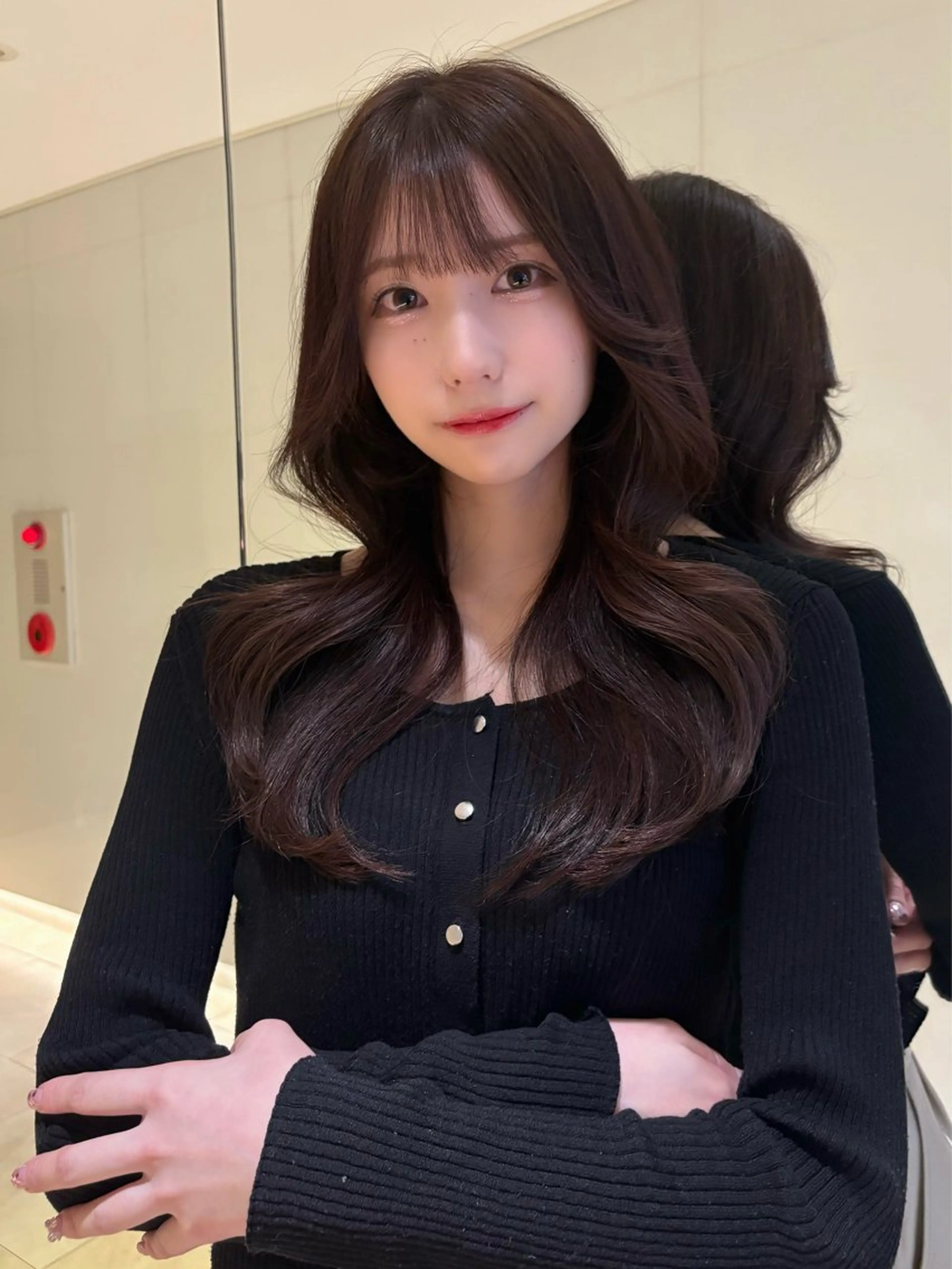 セミロング カット ヘアカラー トリートメント 韓国🇰🇷レイヤー 透明感/秀瑛🩶のヘアスタイル