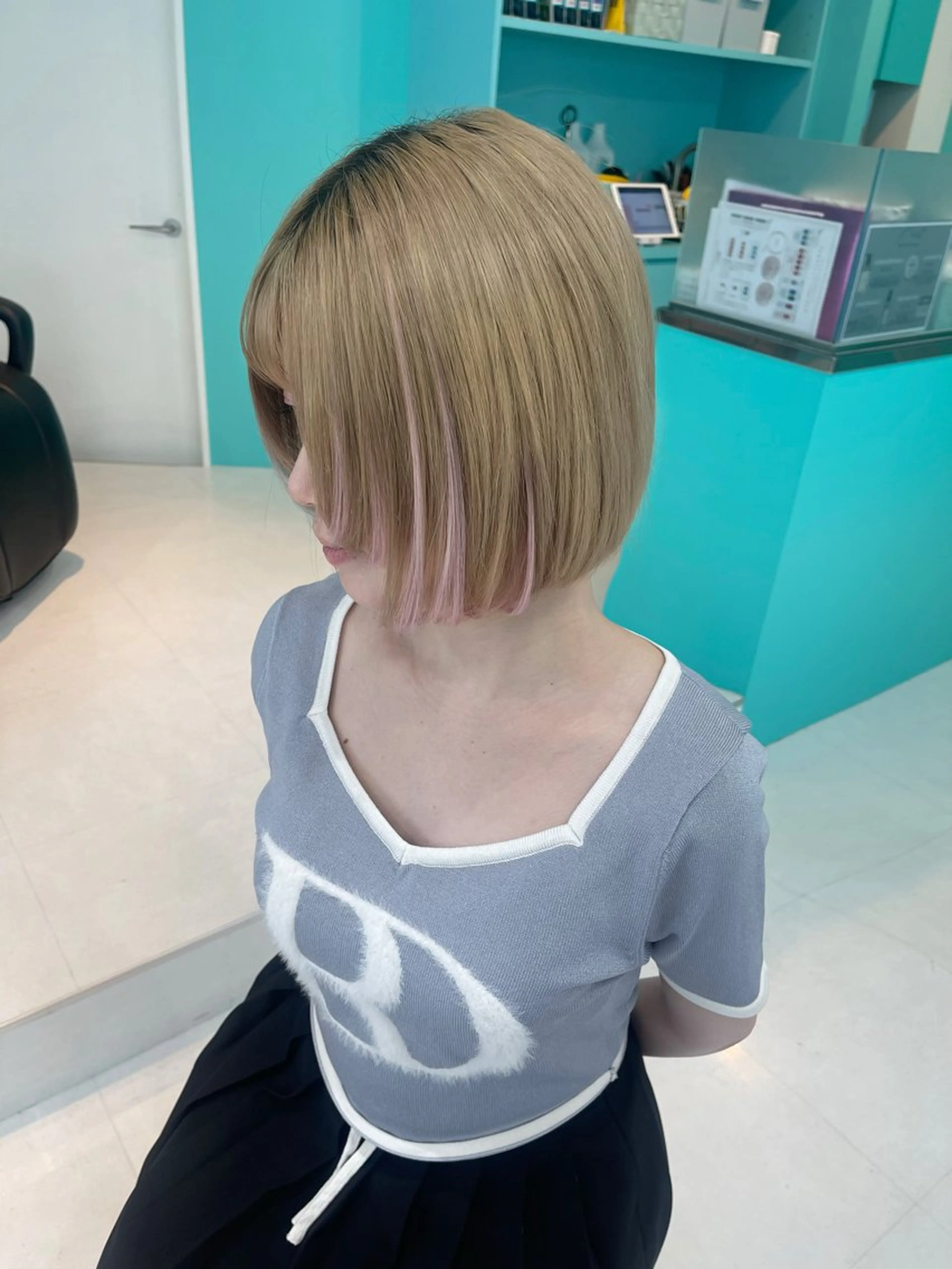 ショート カット エクステ ‎🤍艶カラー‎🤍 ハイトーンカラー🤍のヘアスタイル