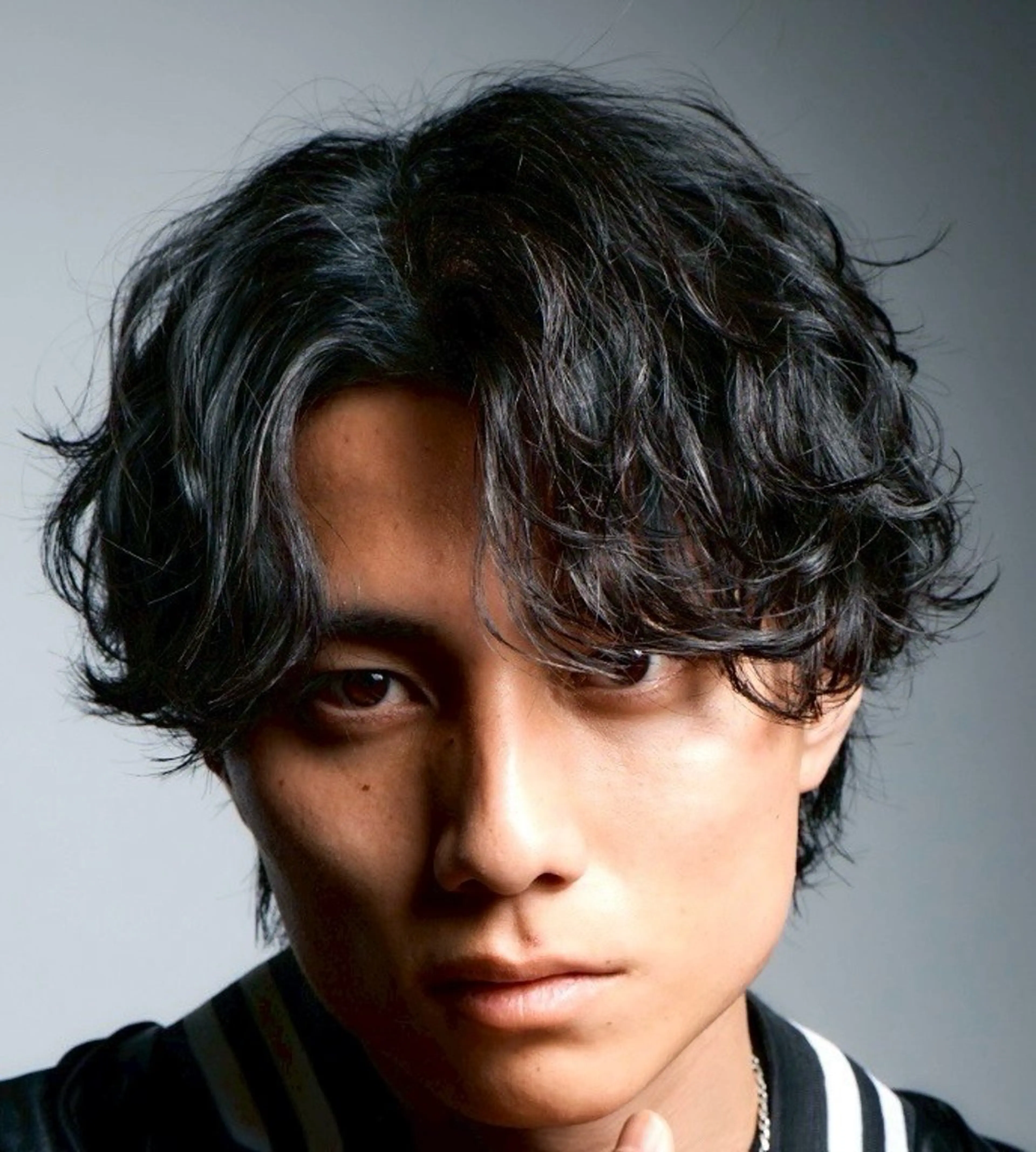 ミディアム パーマ メンズ カット パーマ 瀧本 一樹のヘアスタイル