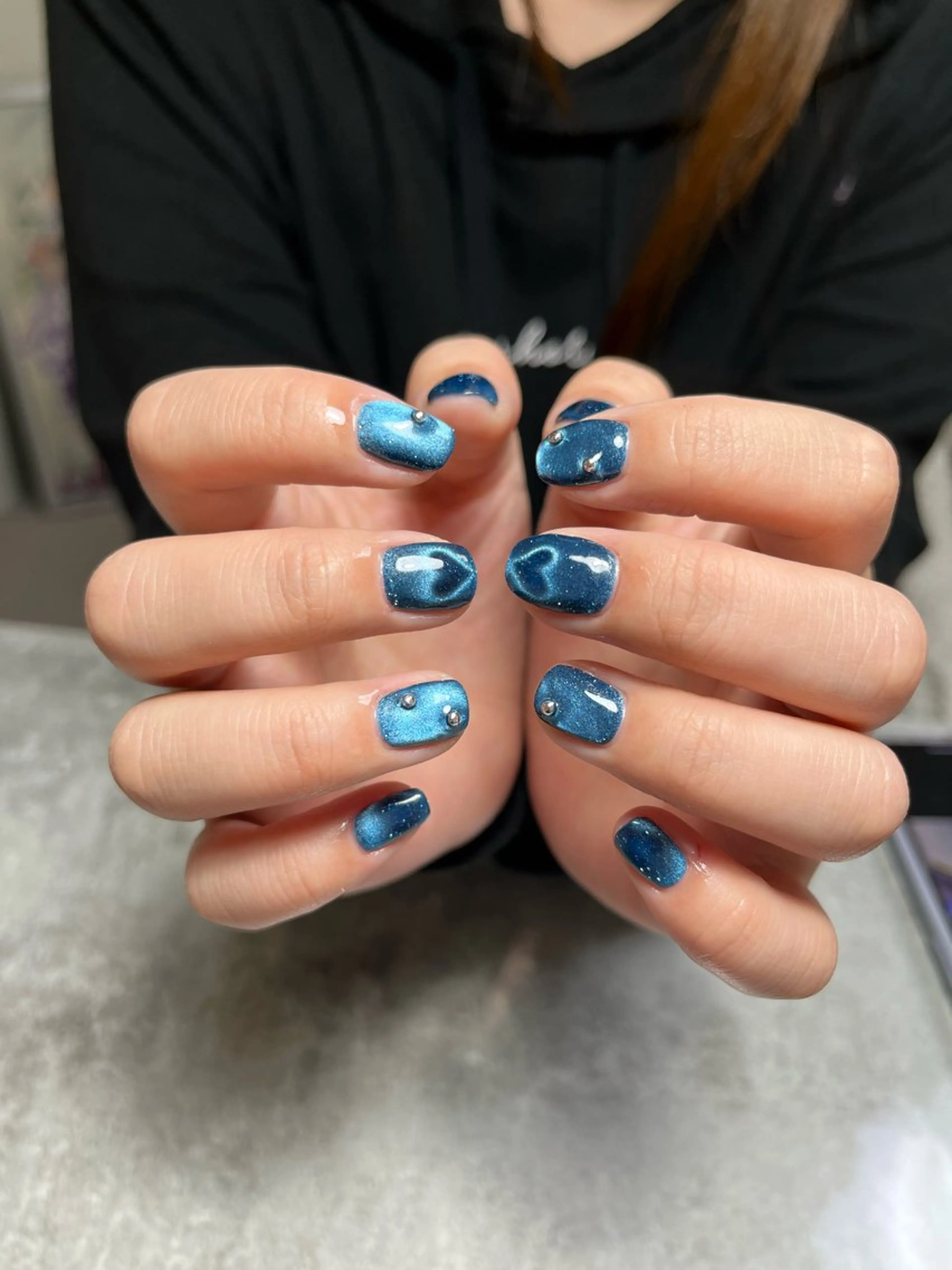 ネイル フラッシュネイル ジェルネイル マグネットネイル シルバー ハンドネイル janma.nail ✳︎akiのネイルデザイン