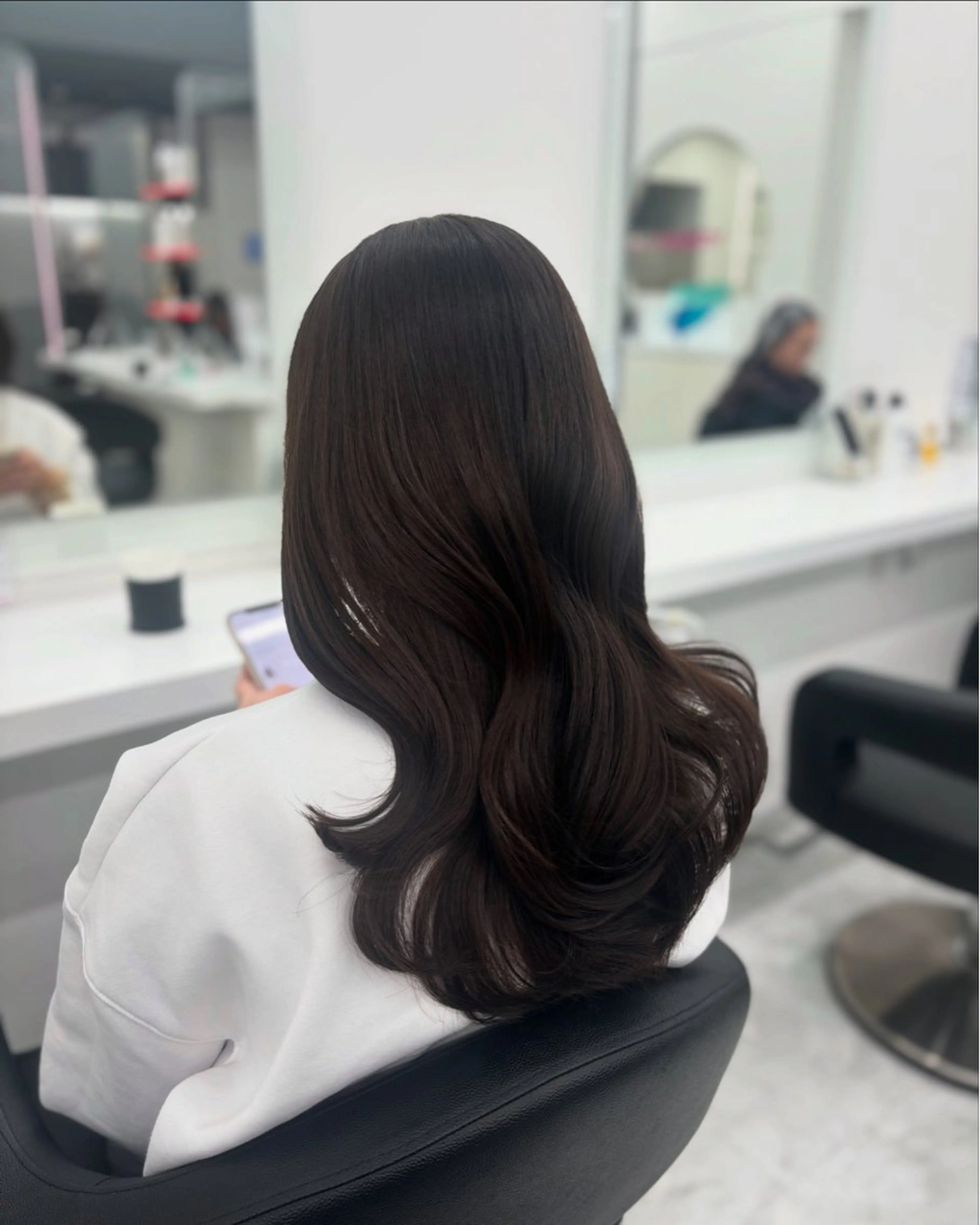 ロング カラー ヘアカラー 🤍レイヤー/顔周り 暖色hirari🤍のヘアスタイル