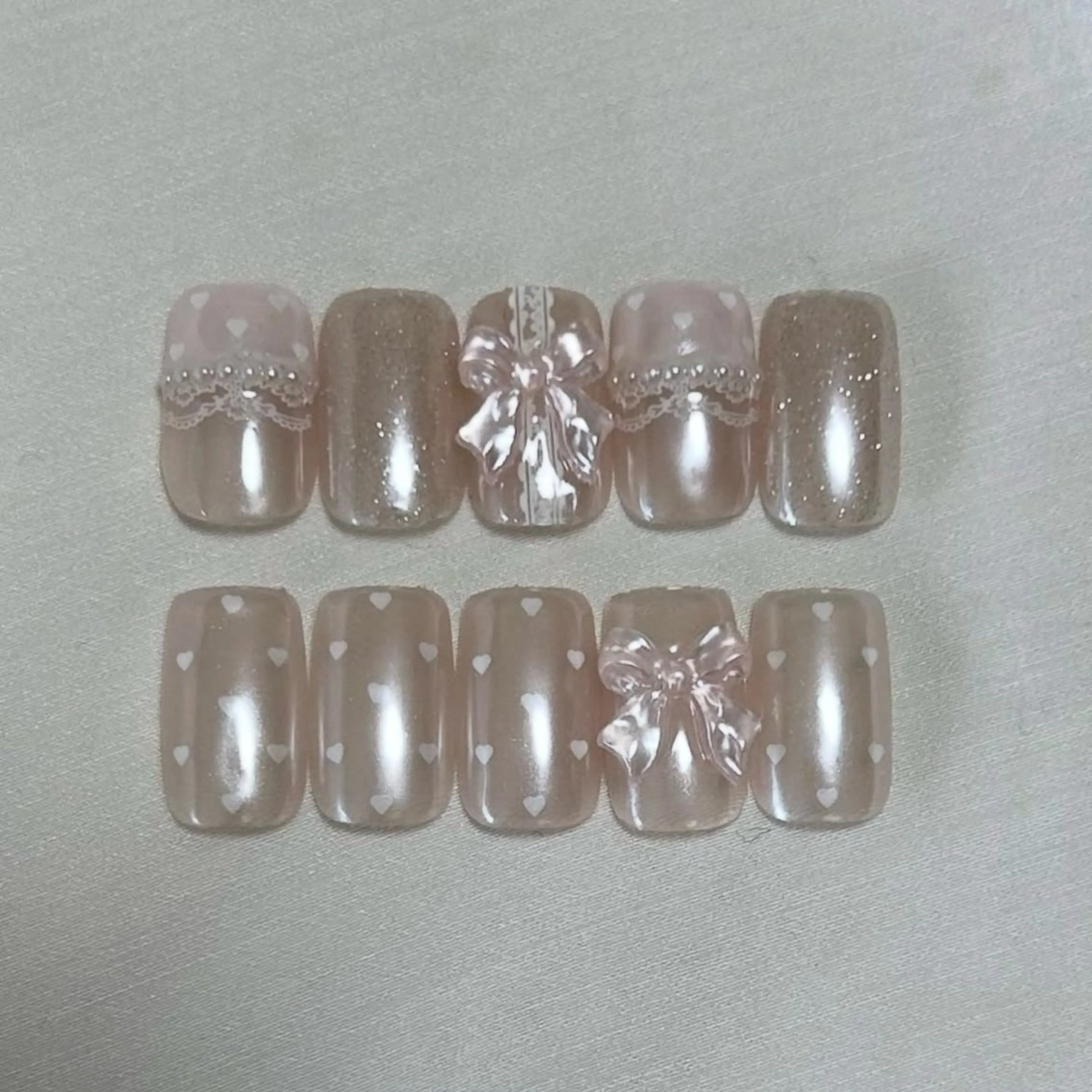 ネイル ドット フラッシュネイル フレンチネイル ガーリー ハート ハンドネイル ハンドケア lyly.nail所属・lylynail YUUKAのネイルデザイン