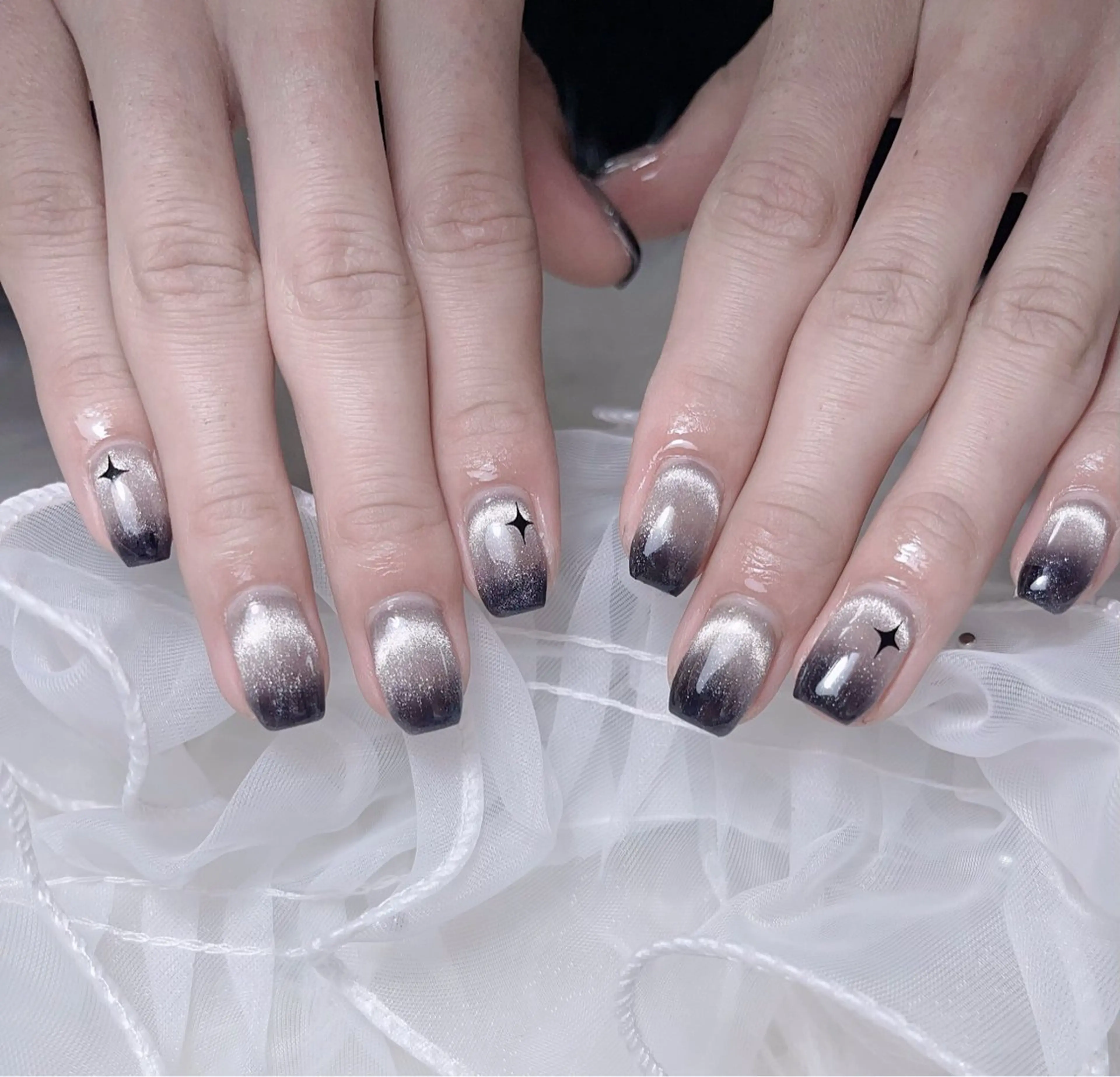 ネイル ハンドネイル 🦋y y Nail 🤍のネイルデザイン