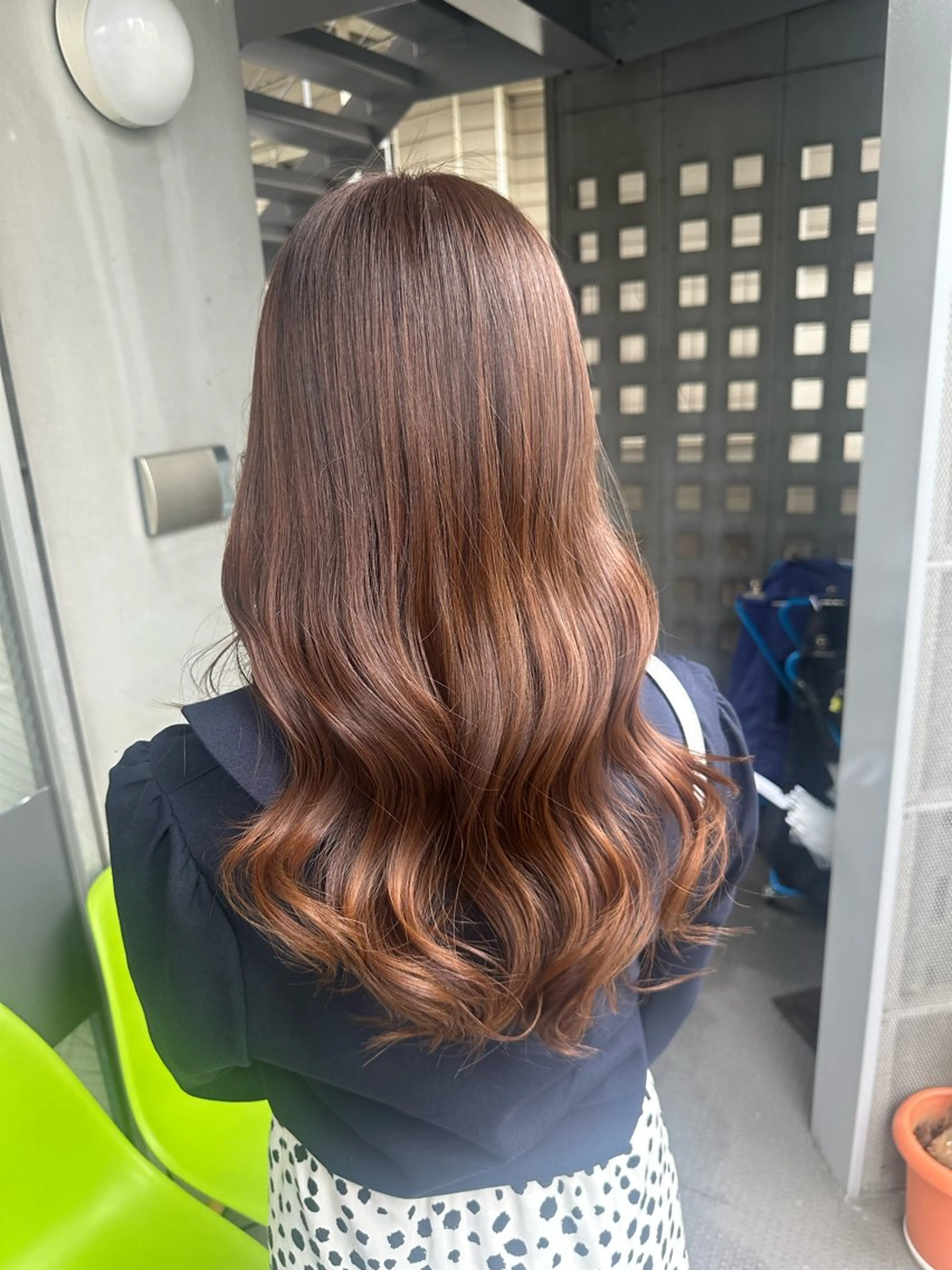 ロング 吉田 愛梨のヘアスタイル