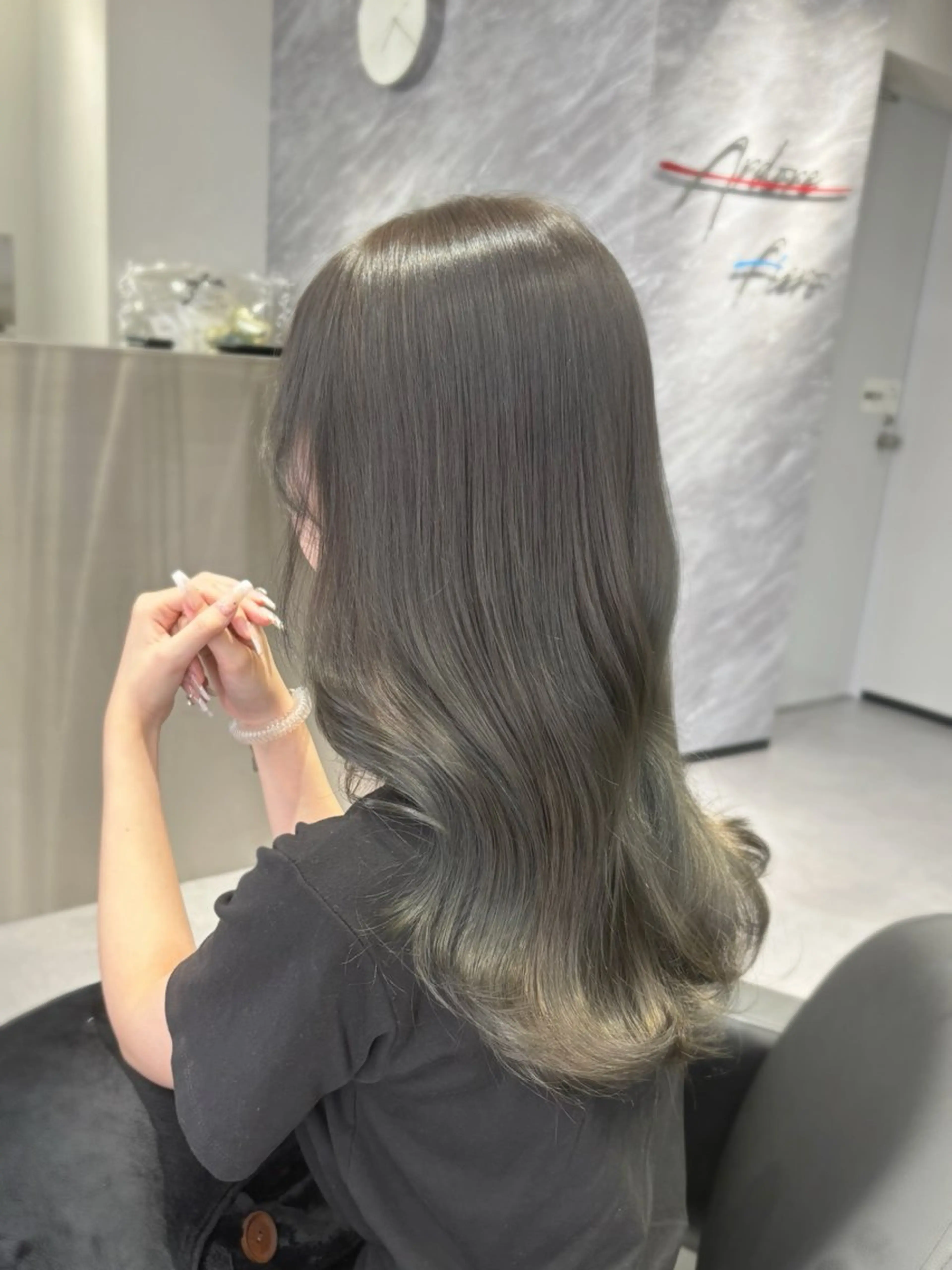 ロング カラー ブリーチなしレイヤー 髪質改善/韓国ヘアのヘアスタイル