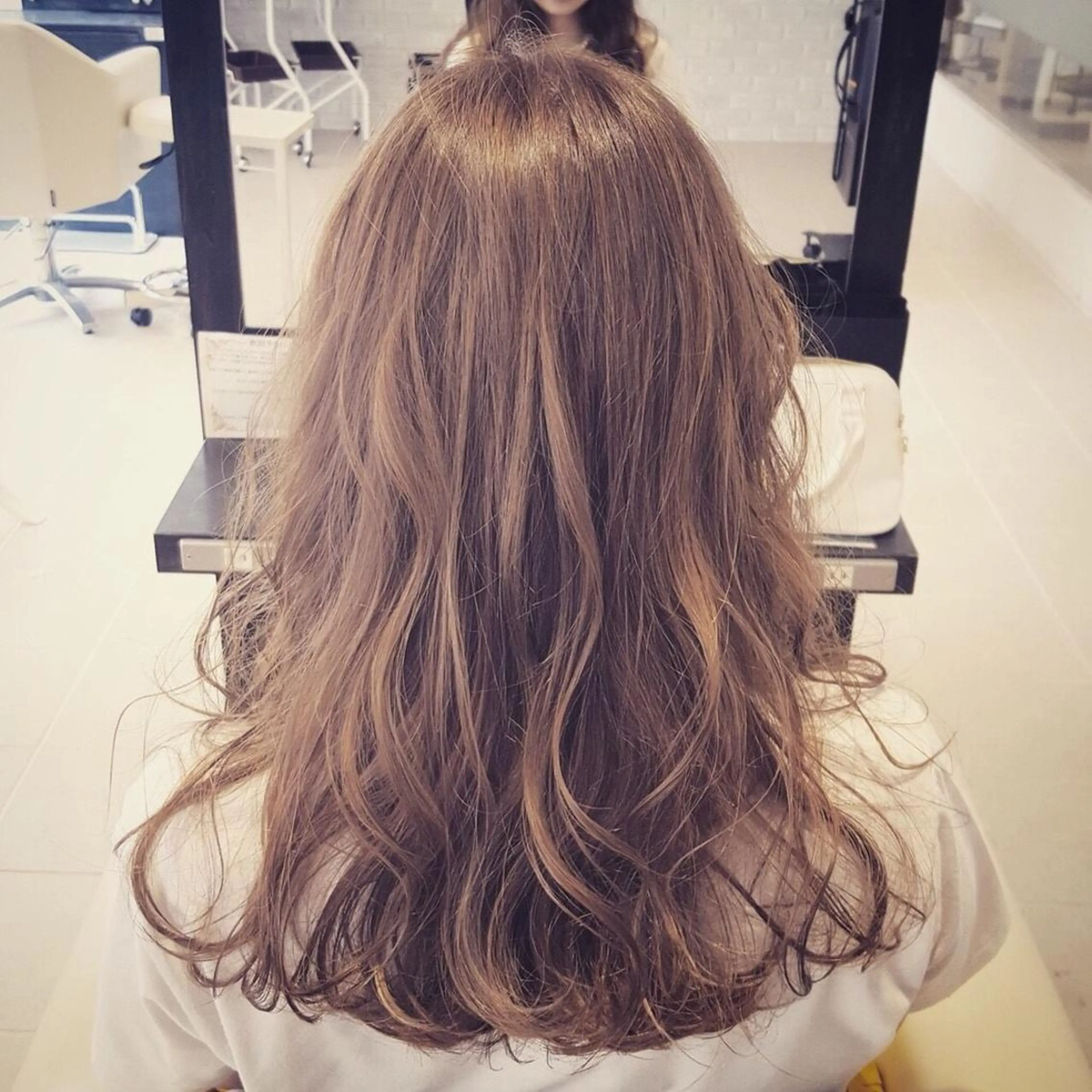 ロング カラー 黒川 司のヘアスタイル