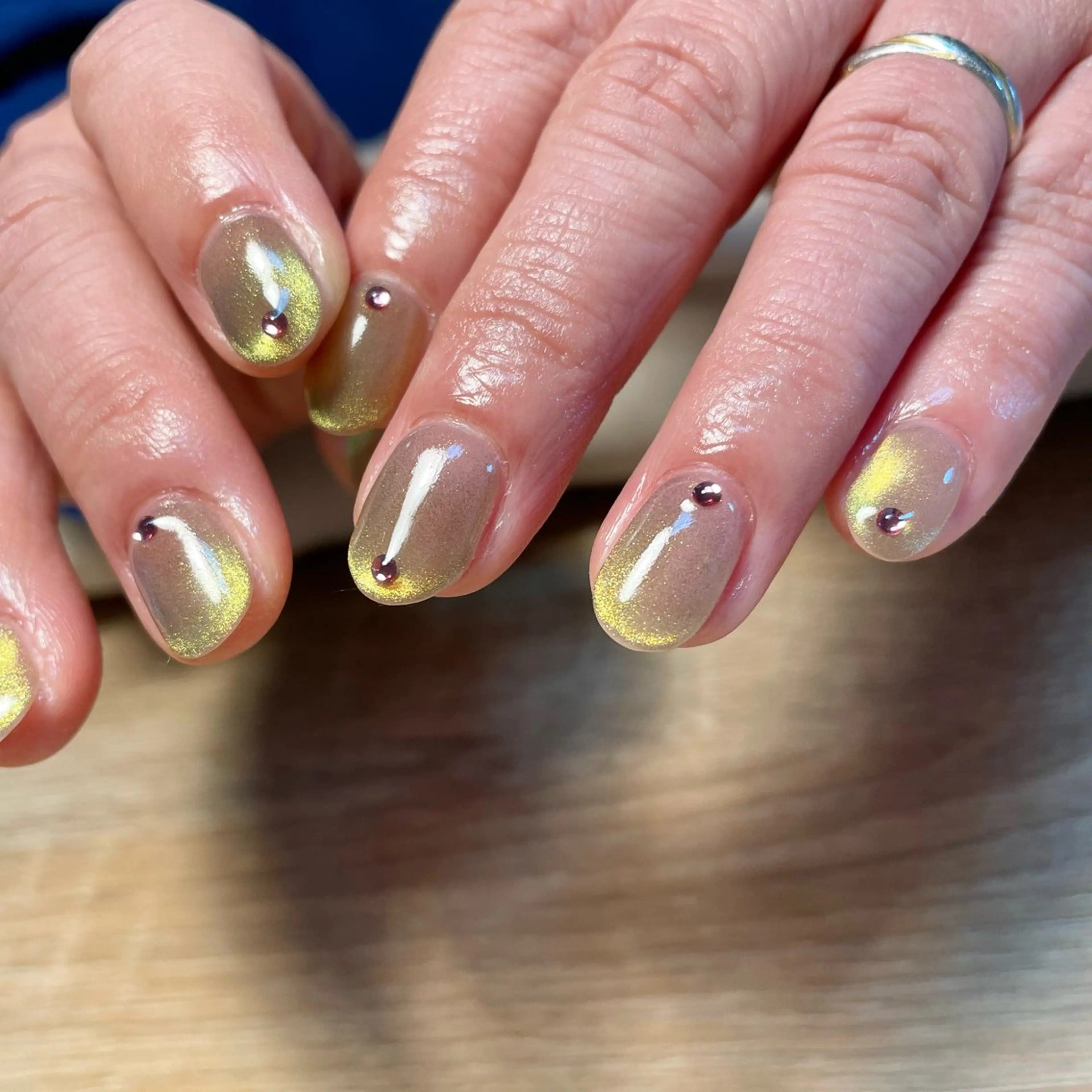 ネイル ハンドネイル nail salon BOM（ポム）のネイルデザイン