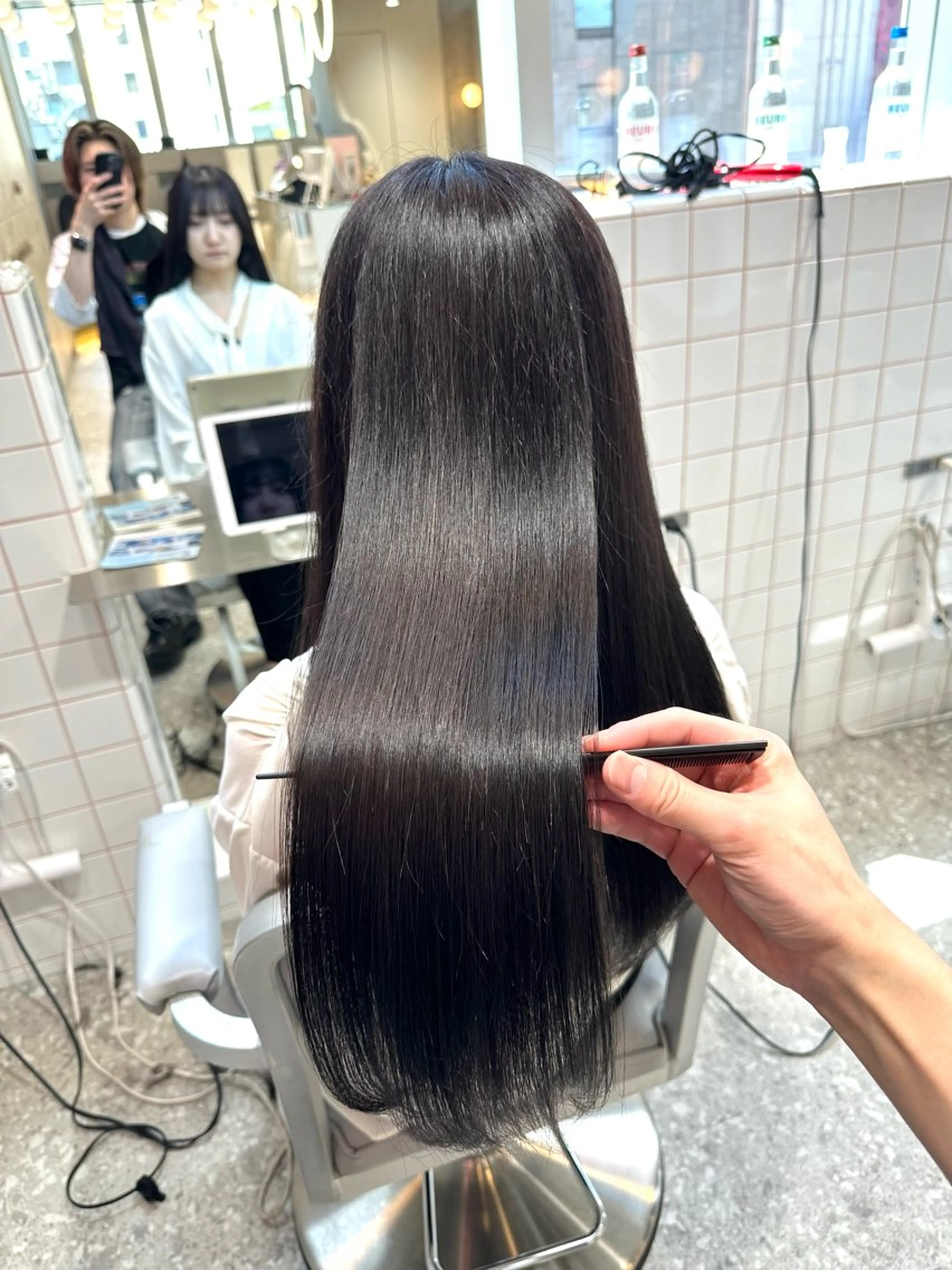 セミロング カット トリートメント 新宿/韓国風レイヤー 髪質改善/渋谷直樹のヘアスタイル