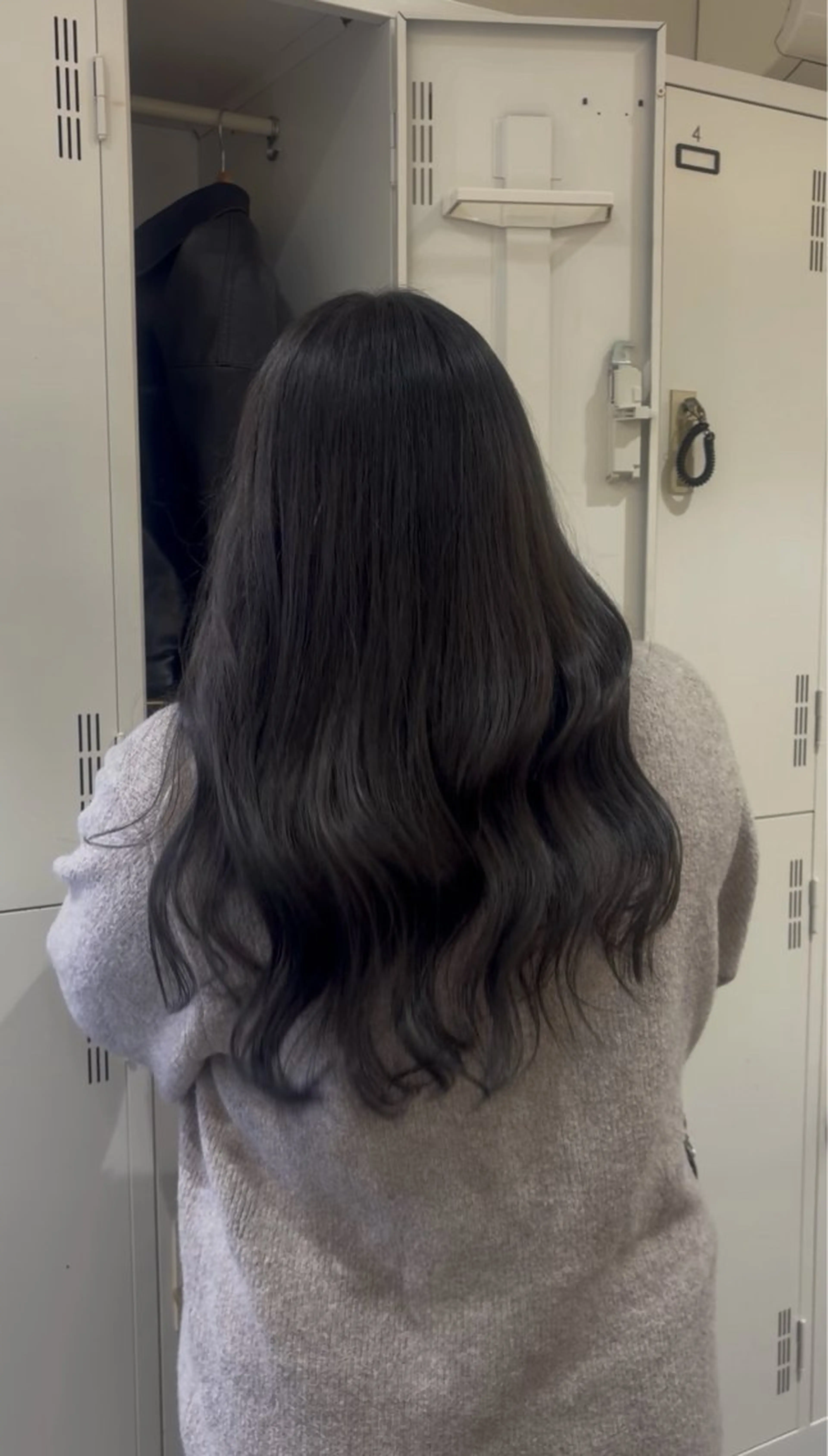 🎅🏻12月限定🎄カット➕カラー➕オリジナルトリートメント➕【お持ち帰り用】シャンプー＆トリートメントの写真