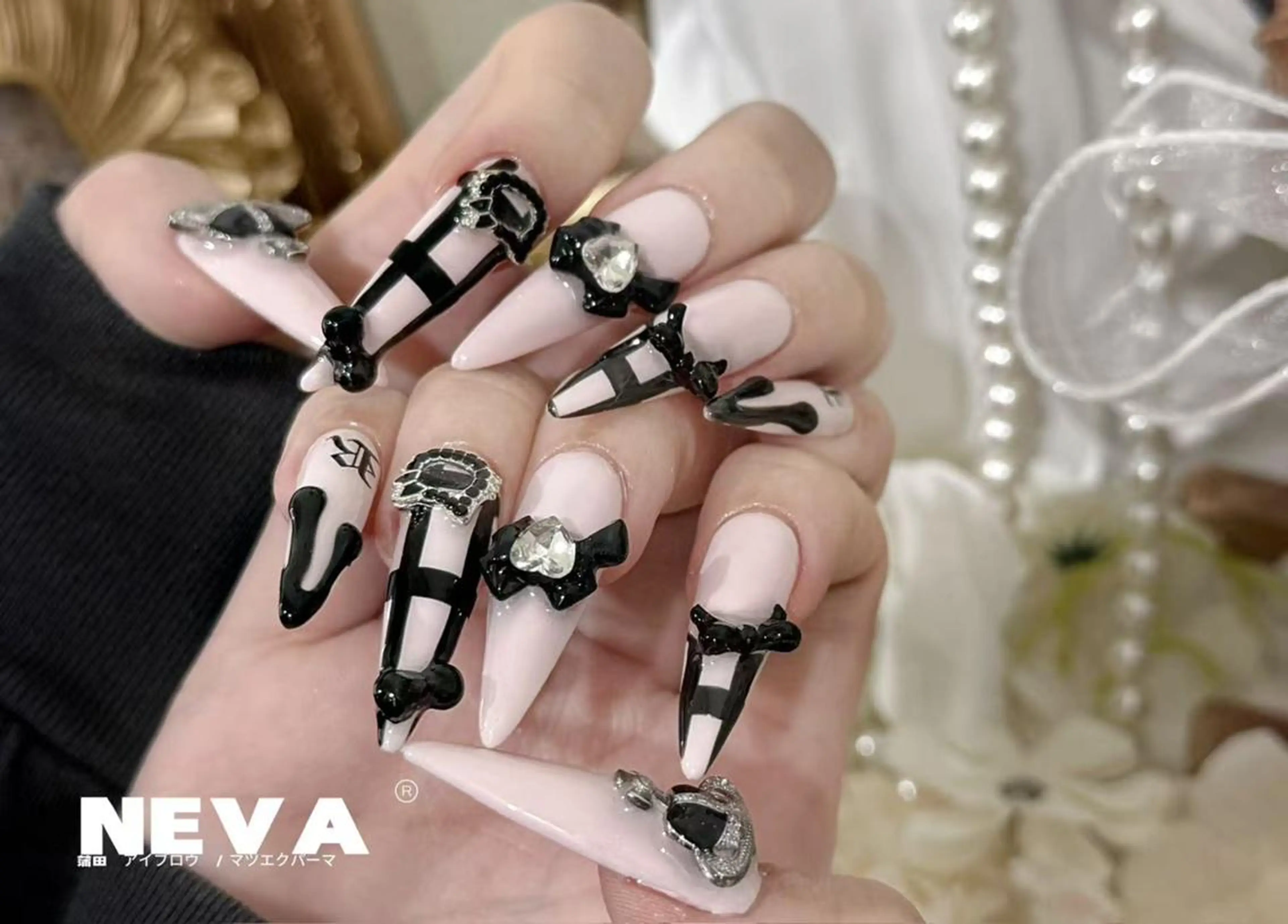 ネイル ハンドネイル ハンドケア 🤍蒲田NEVA ネイル&パーマ🪽のネイルデザイン