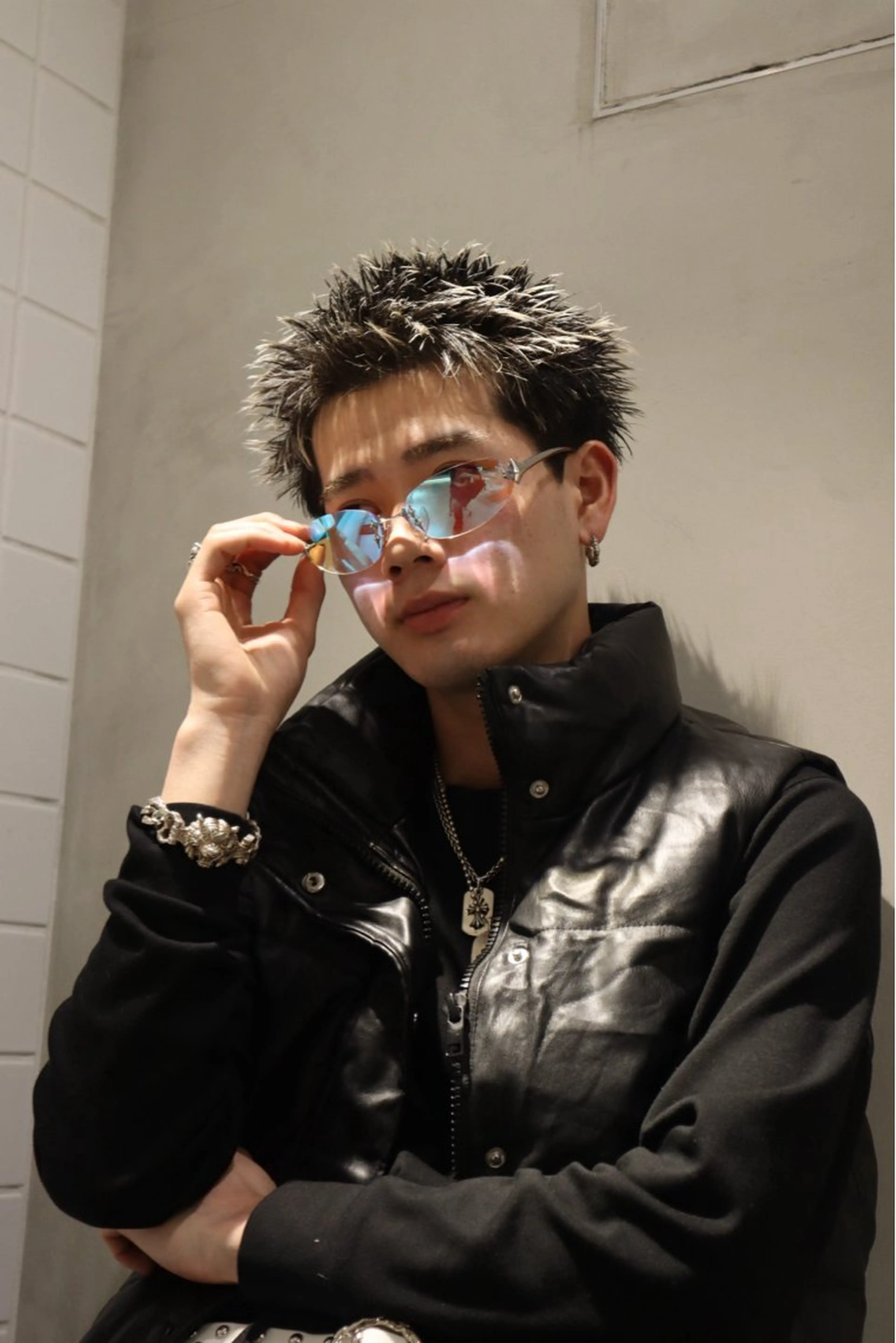 ショート カラー メンズ カット ヘアカラー トリートメント ヘアセット メンズ特化   西野 晴紀のヘアスタイル