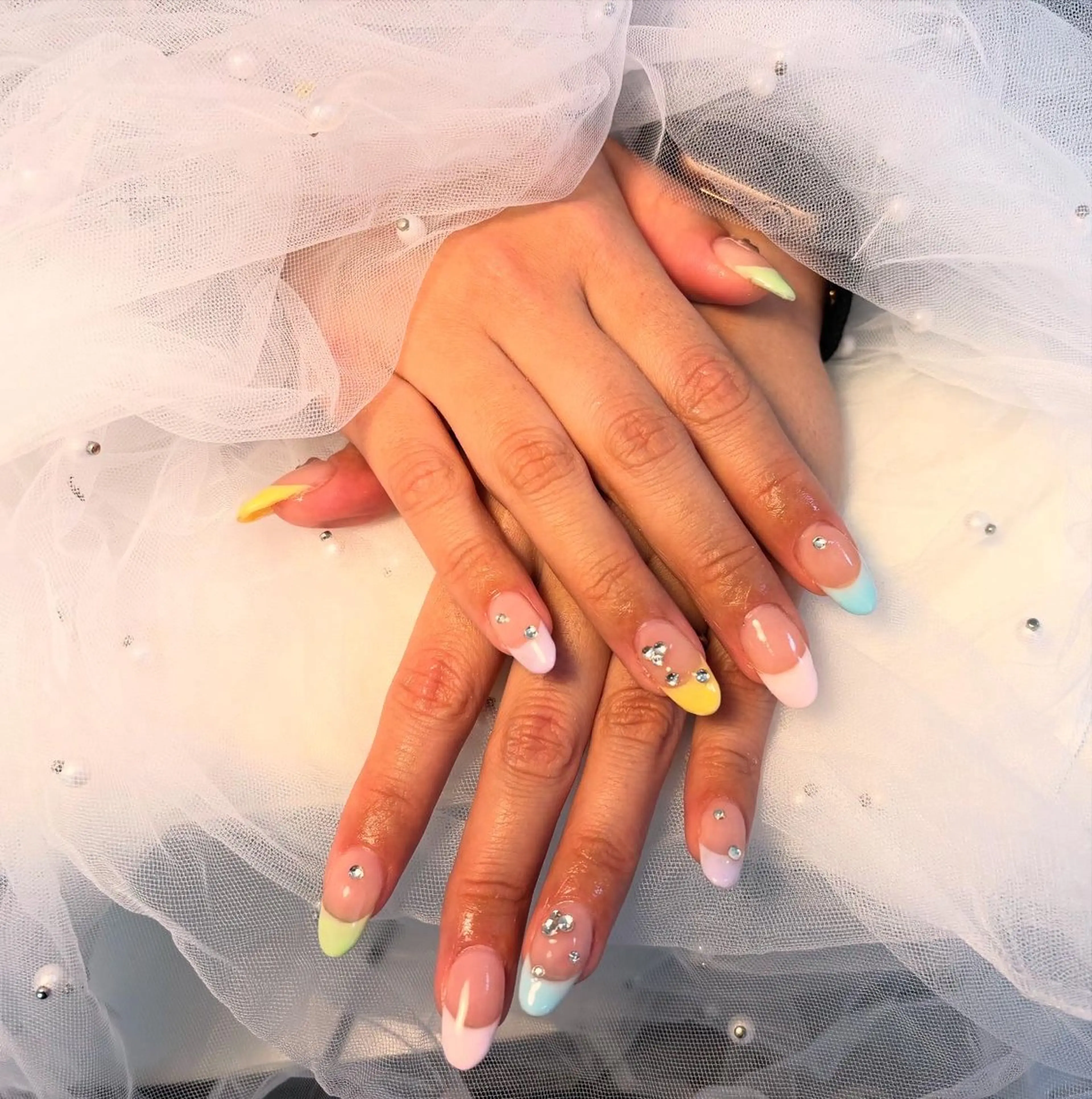 ネイル フラッシュネイル フットネイル フレンチネイル ジェルネイル ガラスフレンチ Nail salon Natulalのネイルデザイン