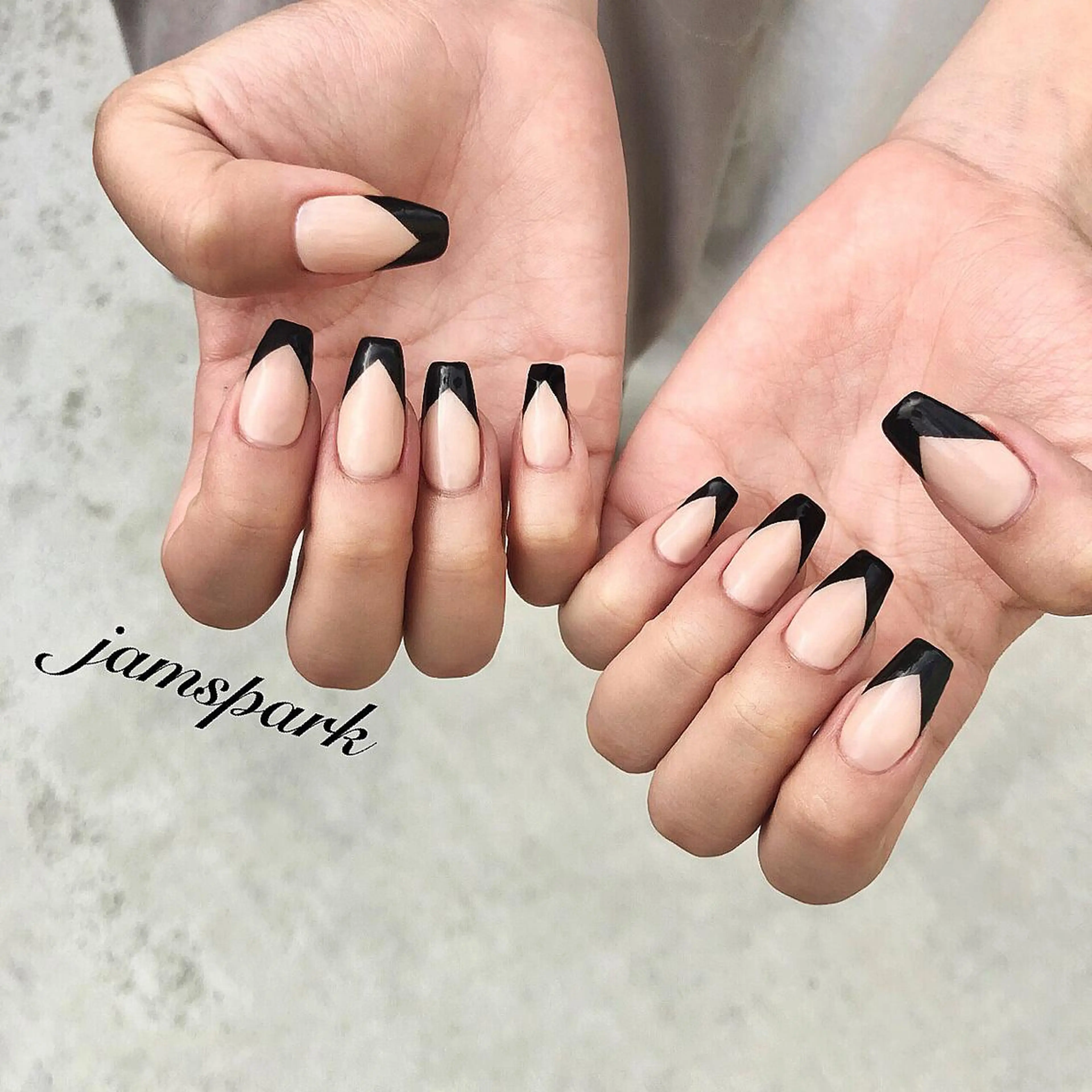 ネイル フレンチネイル ロングネイル ハンドネイル jamspark ✨のネイルデザイン
