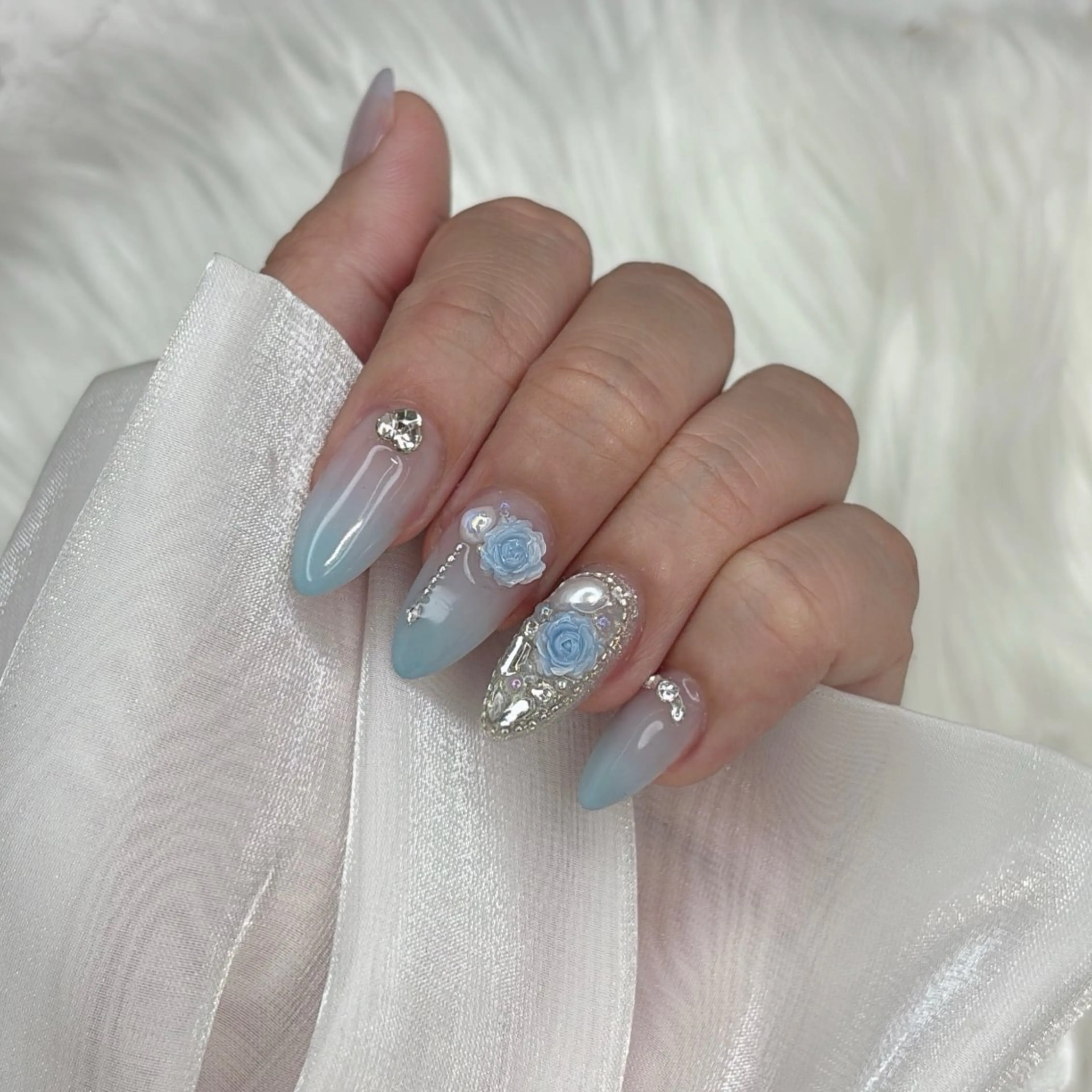 ネイル ニットネイル所属・Nhit Nailsのネイルデザイン