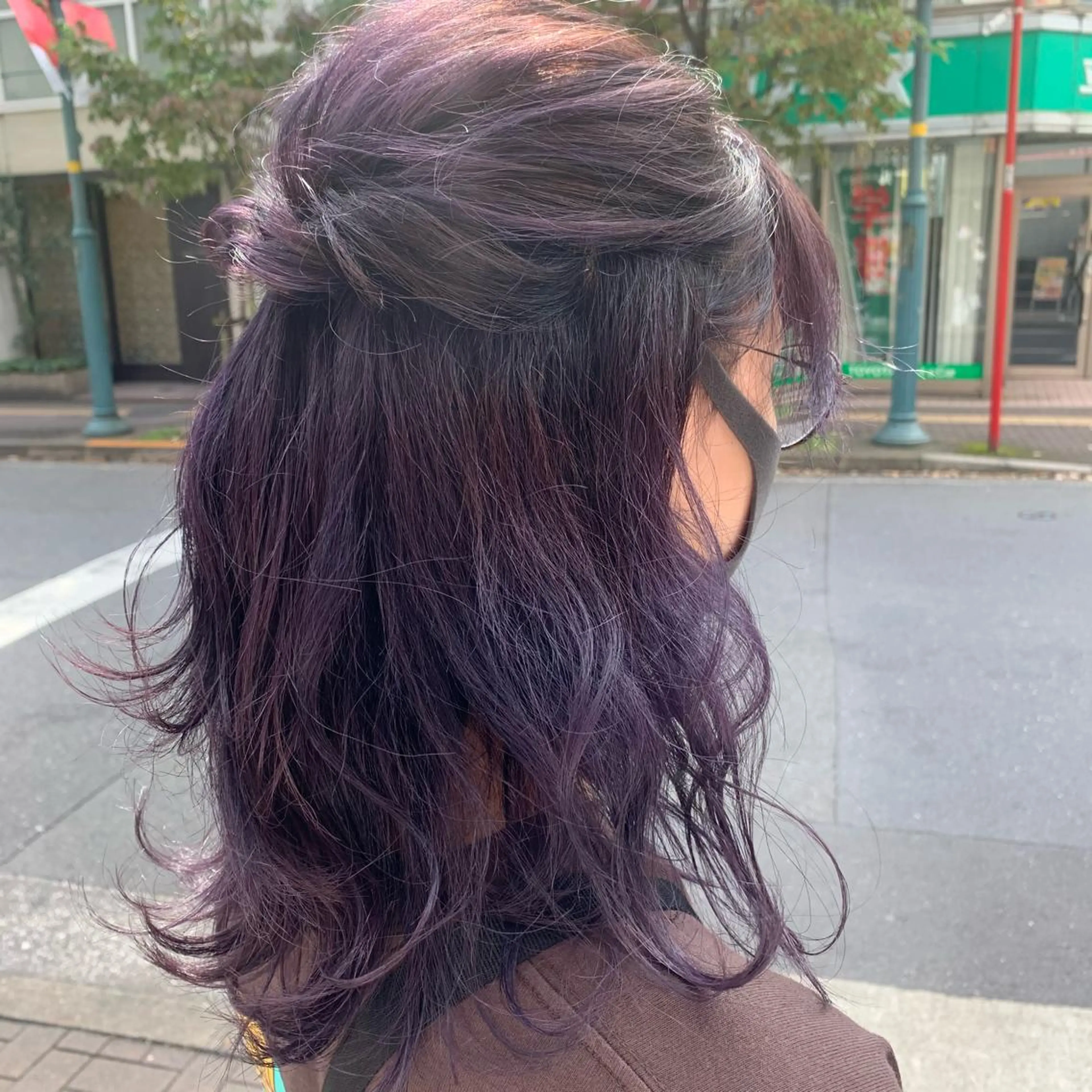 セミロング カラー ブリーチ ヘアカラー 韓国ヘア🦋 MIYUのヘアスタイル