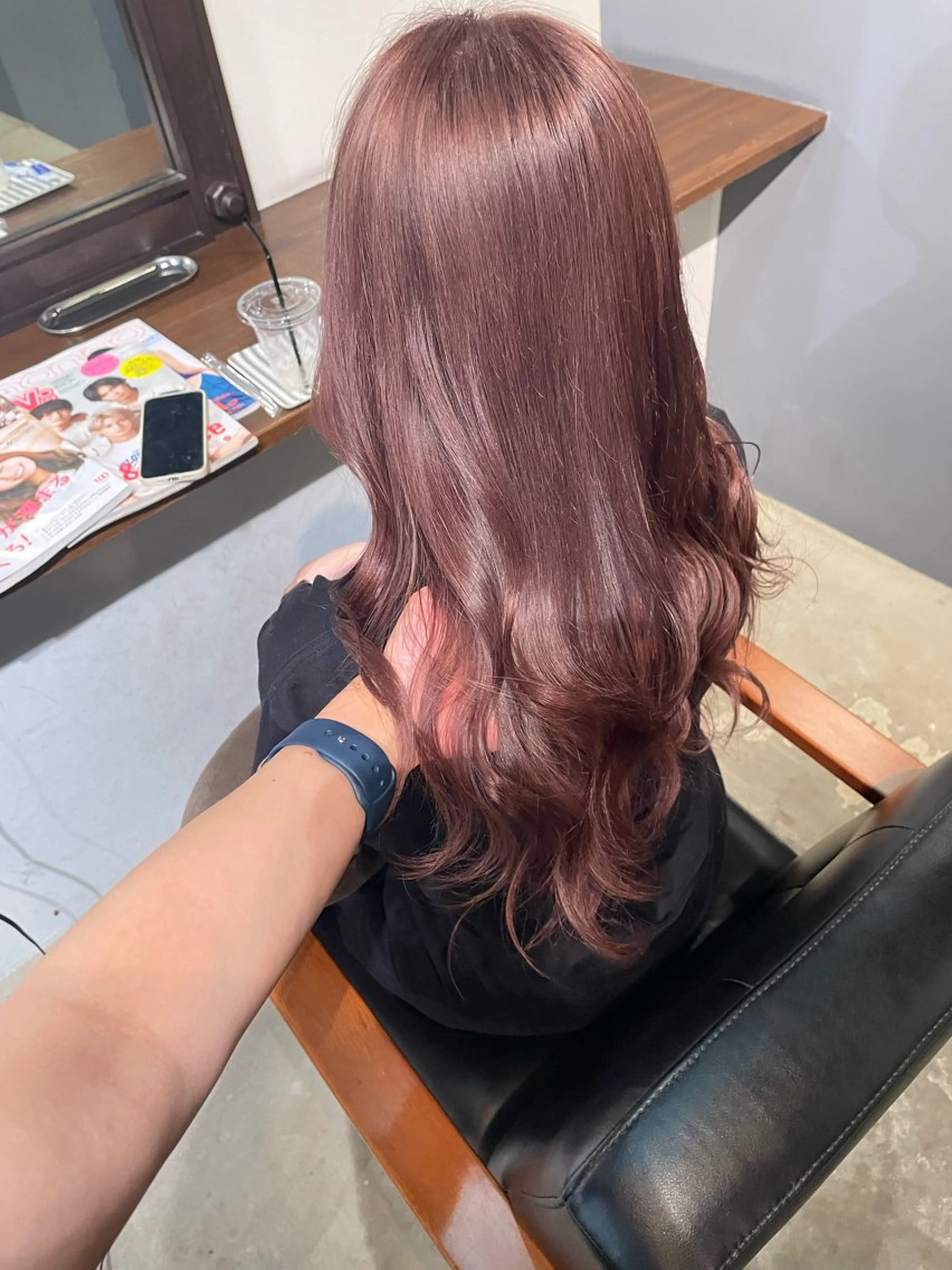 ロング ヘアカラー Baby美容師 Ninaのヘアスタイル