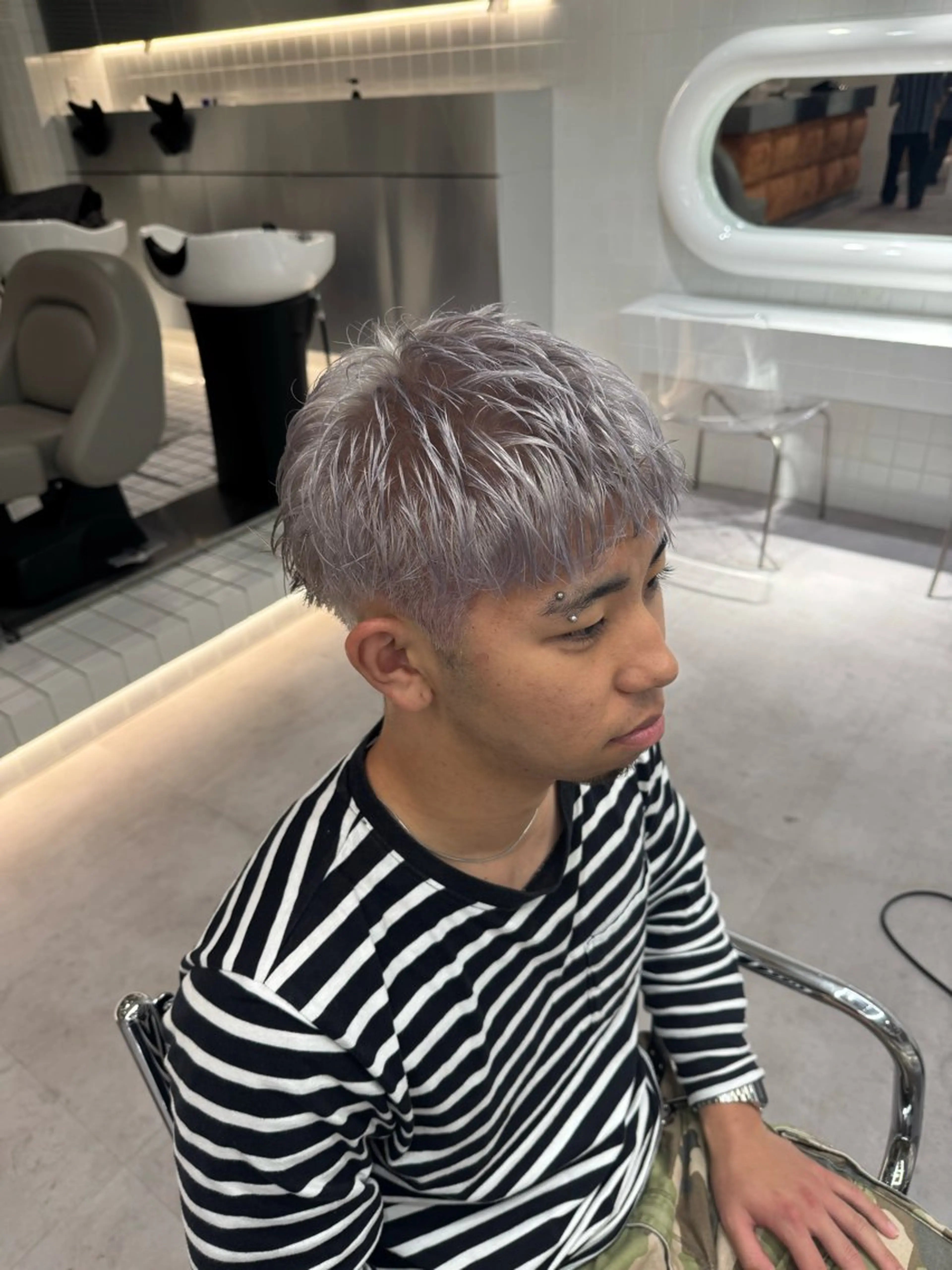 パーマ メンズ スパイキーショート メンズサロンU所属・ブリーチ/パーマ特化 片平和寿のヘアスタイル