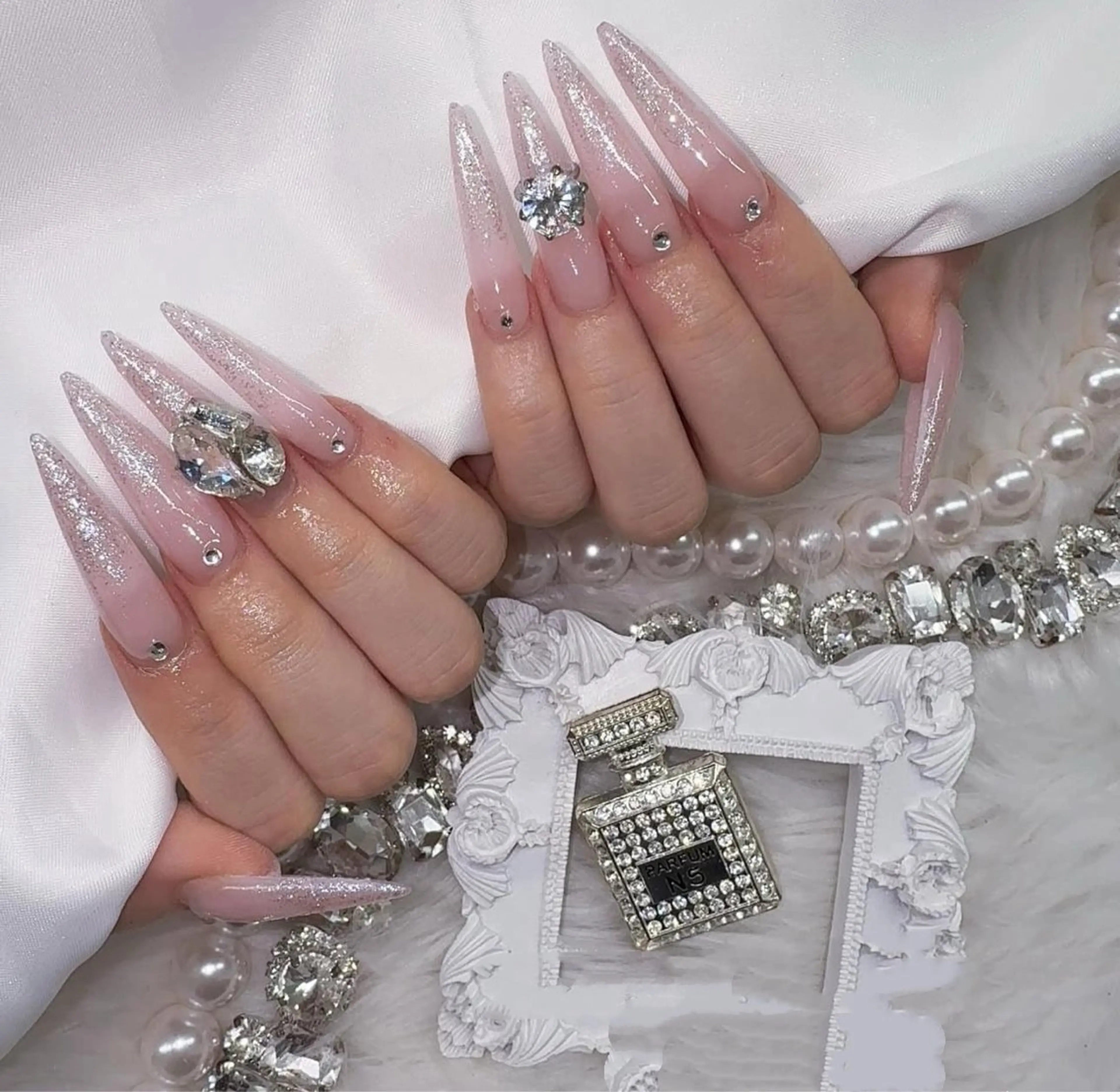 ネイル ハンドネイル ドリスネイルサロン所属・Doris Nail Salonのネイルデザイン