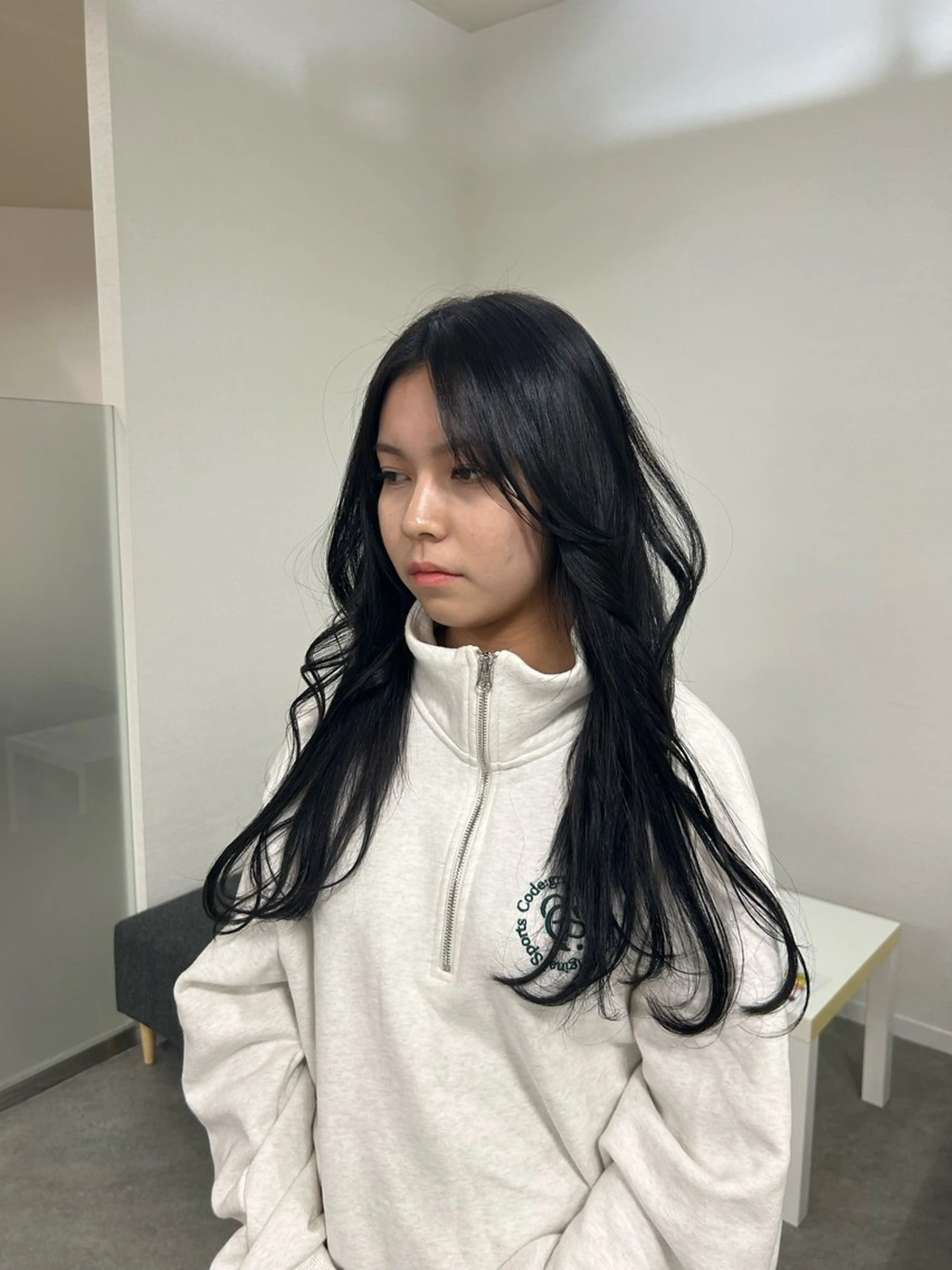 カラー 古川 みやこのヘアスタイル