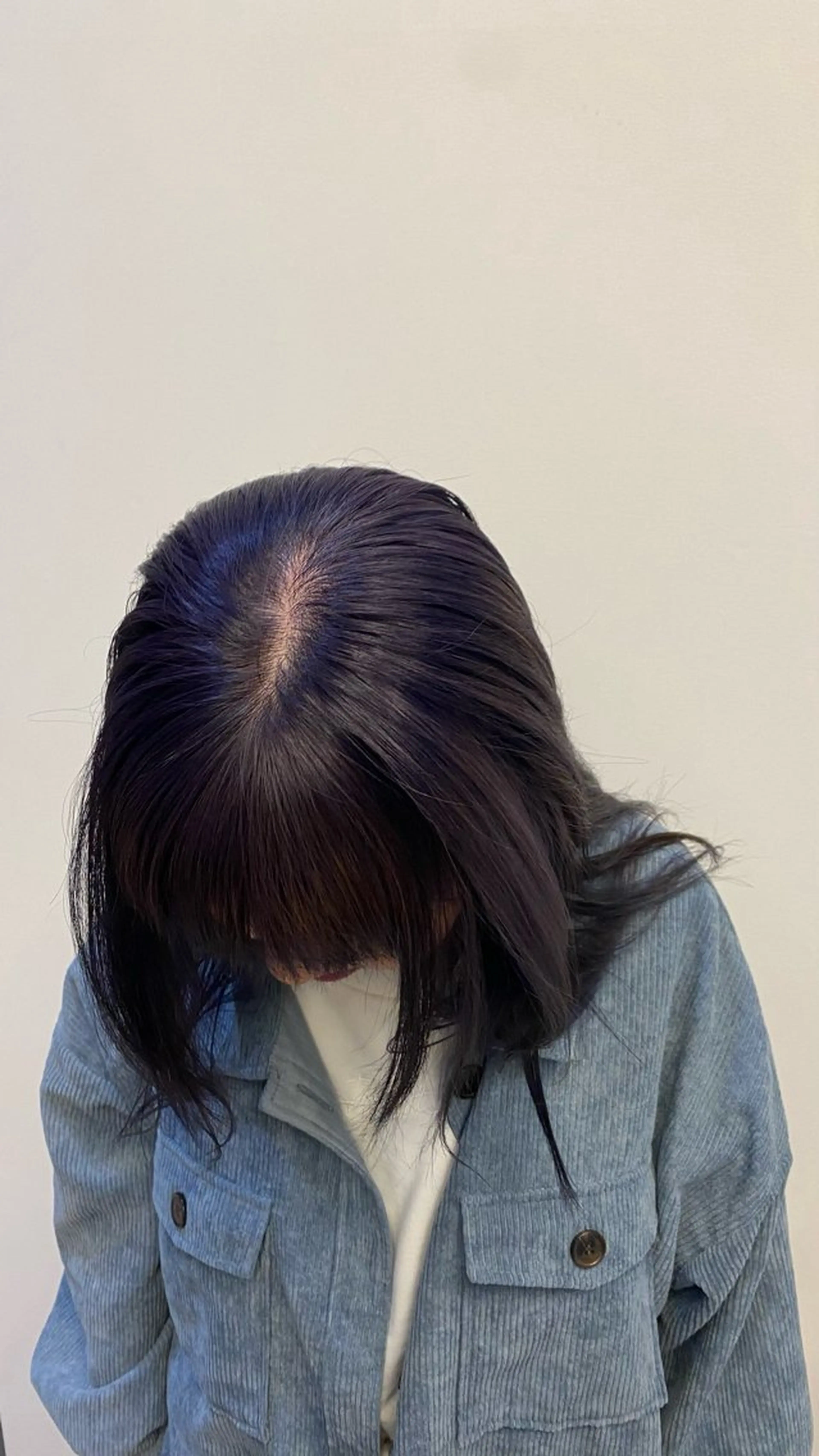 ミディアム カラー 黒髪 ブリーチ 透明感カラー ラベンダーカラー THREE by the salon所属・戸高菜月/豊橋美容院 /透明感カラーのヘアスタイル