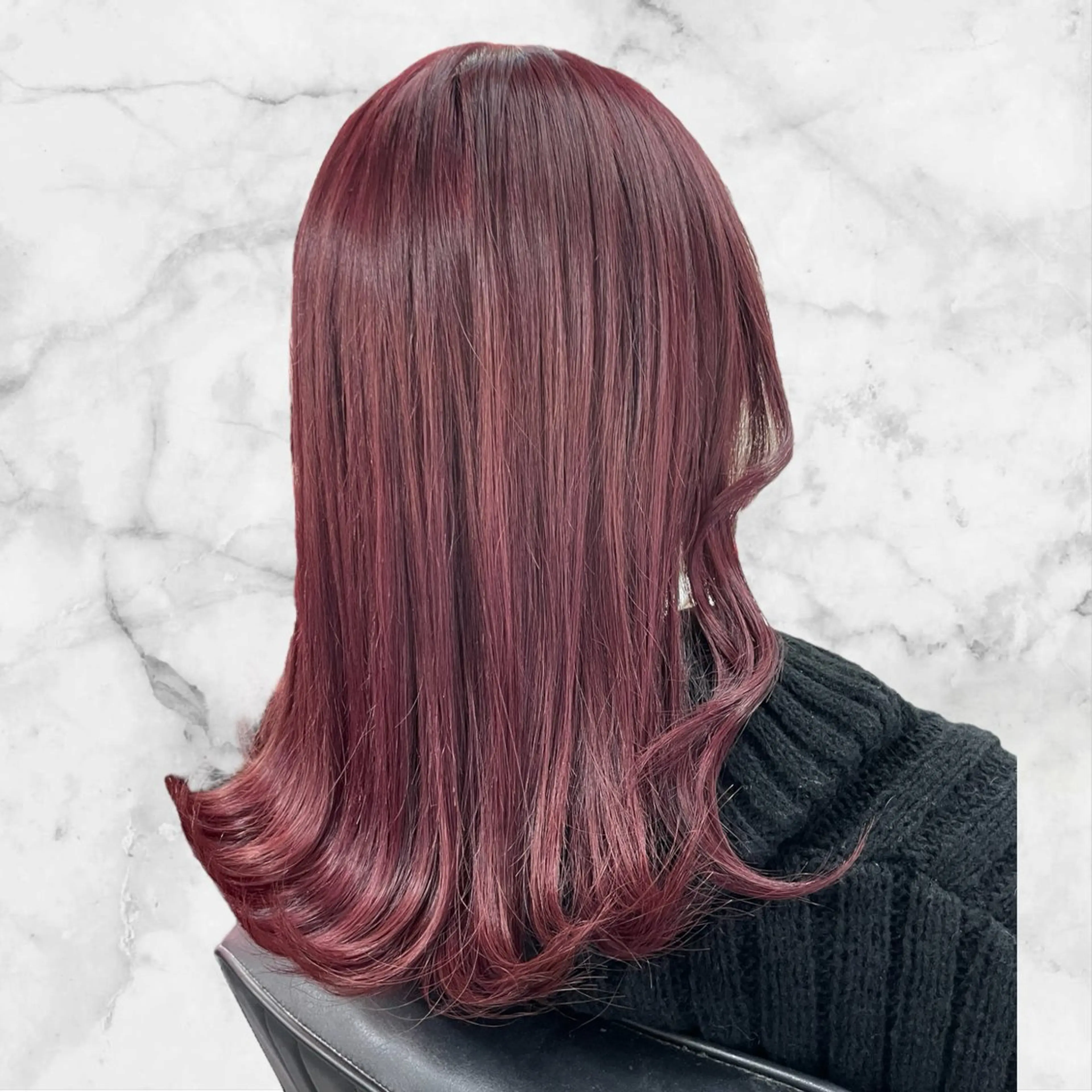 ロング カラー ブリーチ ボルドーカラー ヘアカラー セルバ所属・HIRORO ブリーチ/ハイトーンのヘアスタイル