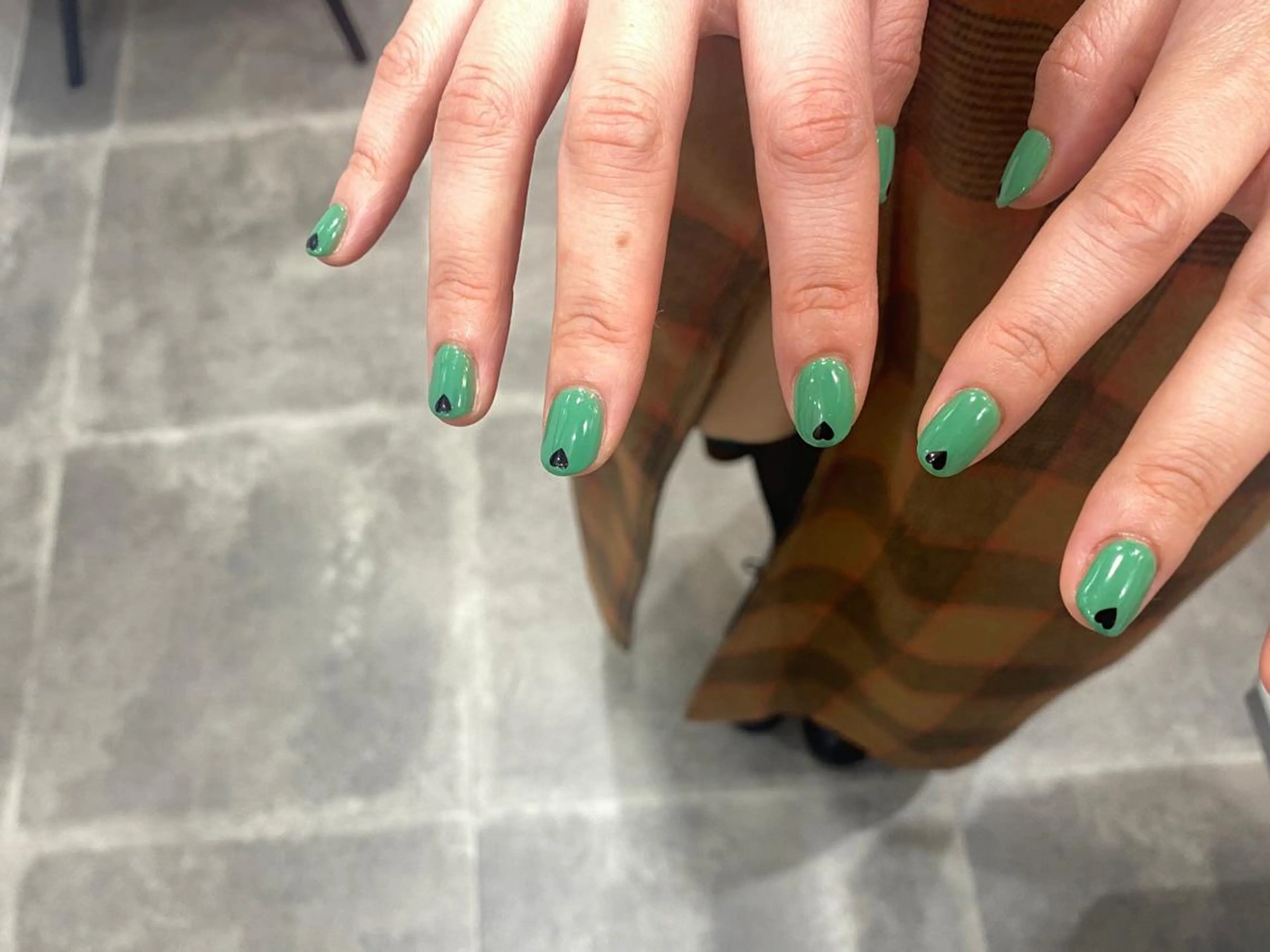 ネイル バレンタイン ハンドネイル NINEnami ニュアンスネイルのネイルデザイン