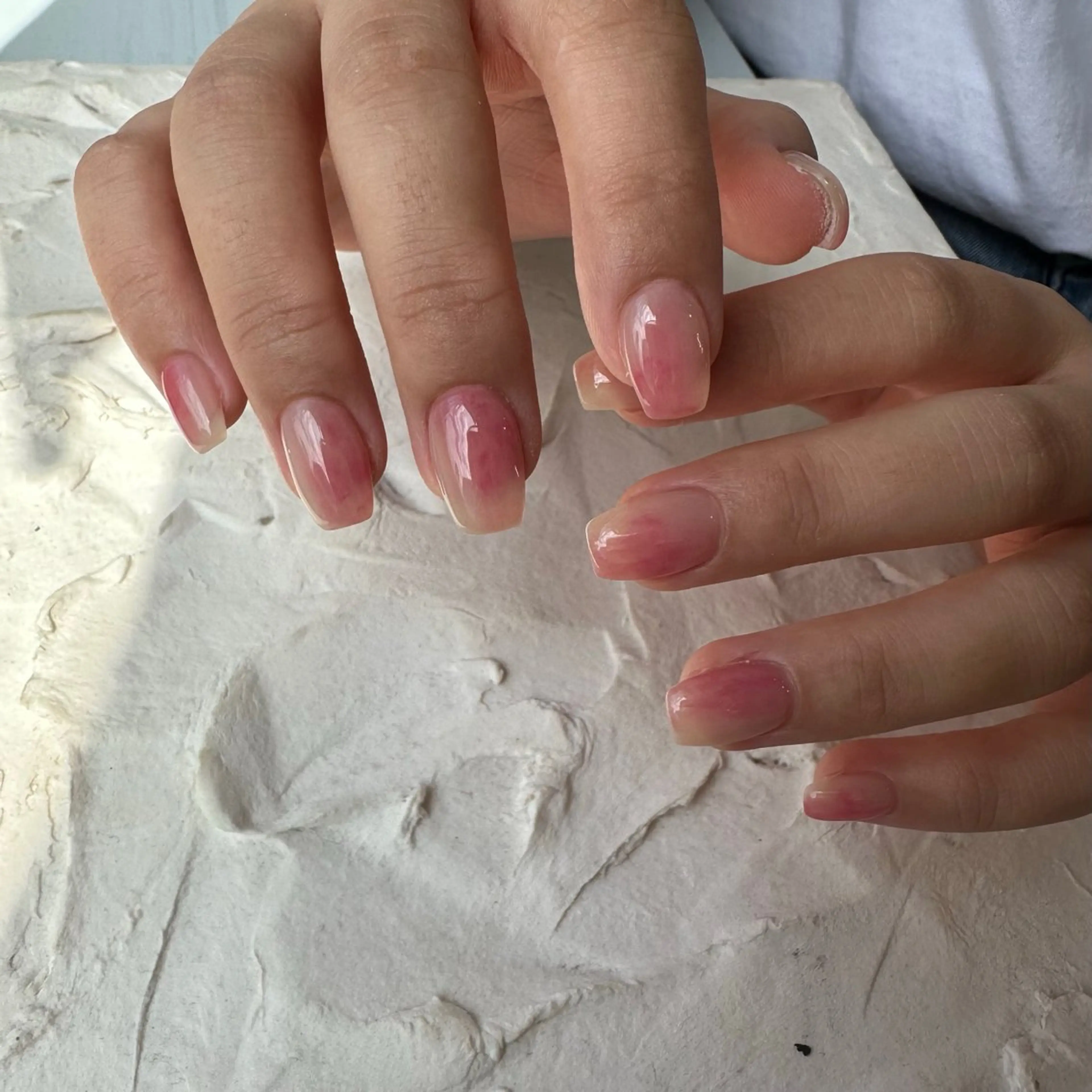 ネイル マグネットネイル ニュアンスネイル ハンドネイル Natsuko 🐥のネイルデザイン