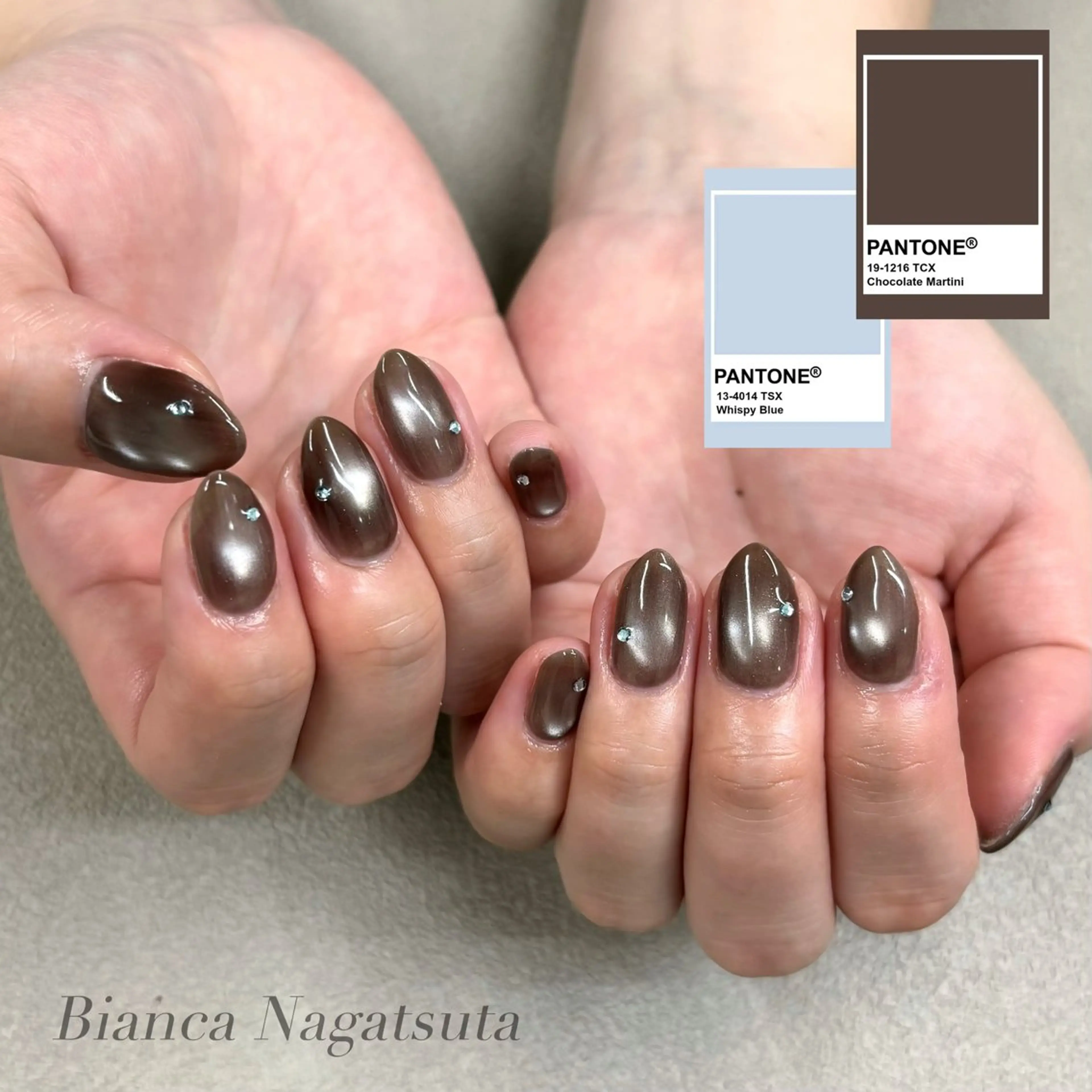 ネイル マグネットネイル ストーンネイル ハンドネイル Bianca長津田 mukaeのネイルデザイン