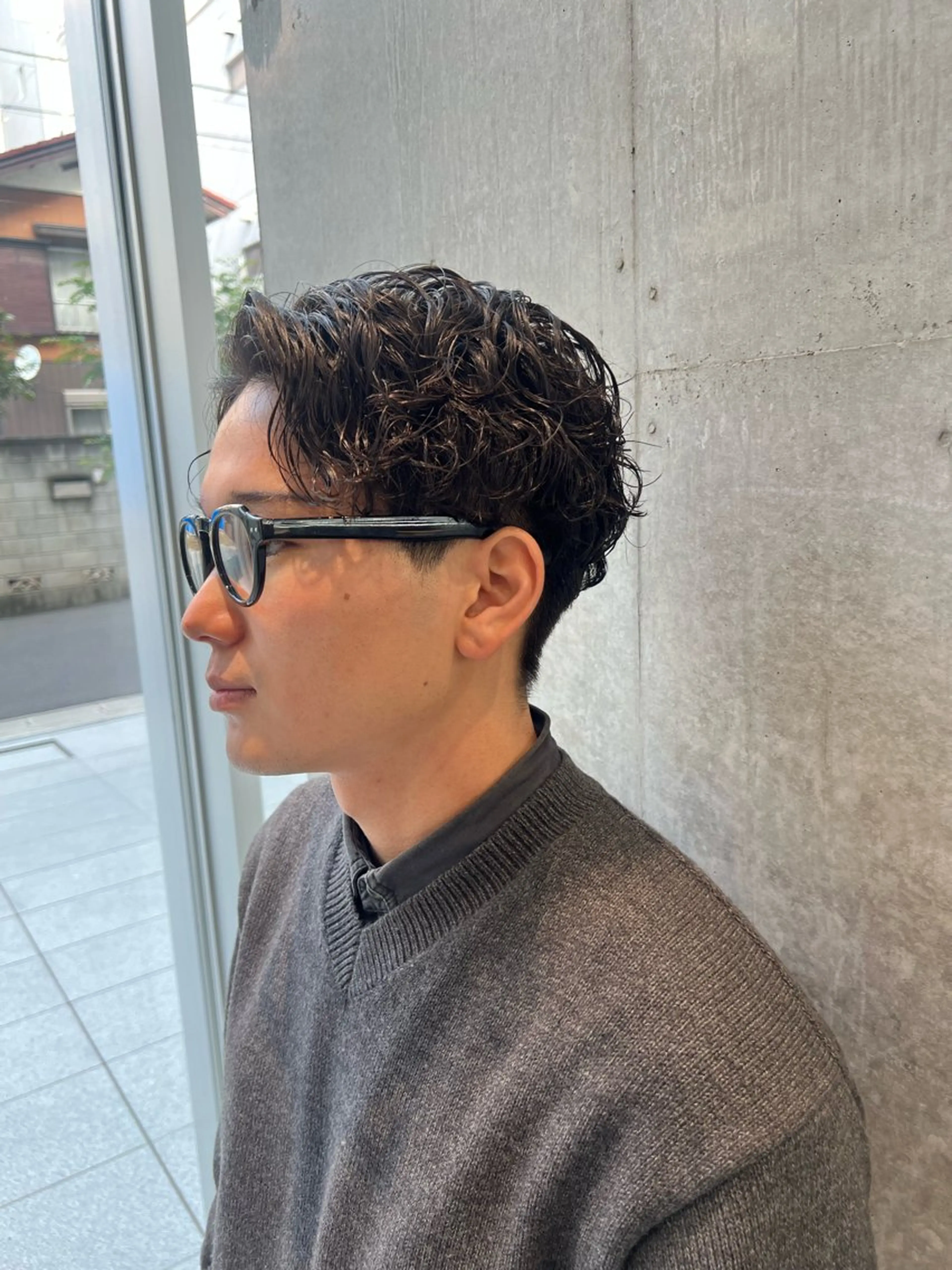 パーマ メンズ センターパート メンズパーマ ニュアンスパーマ カット パーマ ヘッドスパ KENTO/ レイヤーカット/艶髪のヘアスタイル