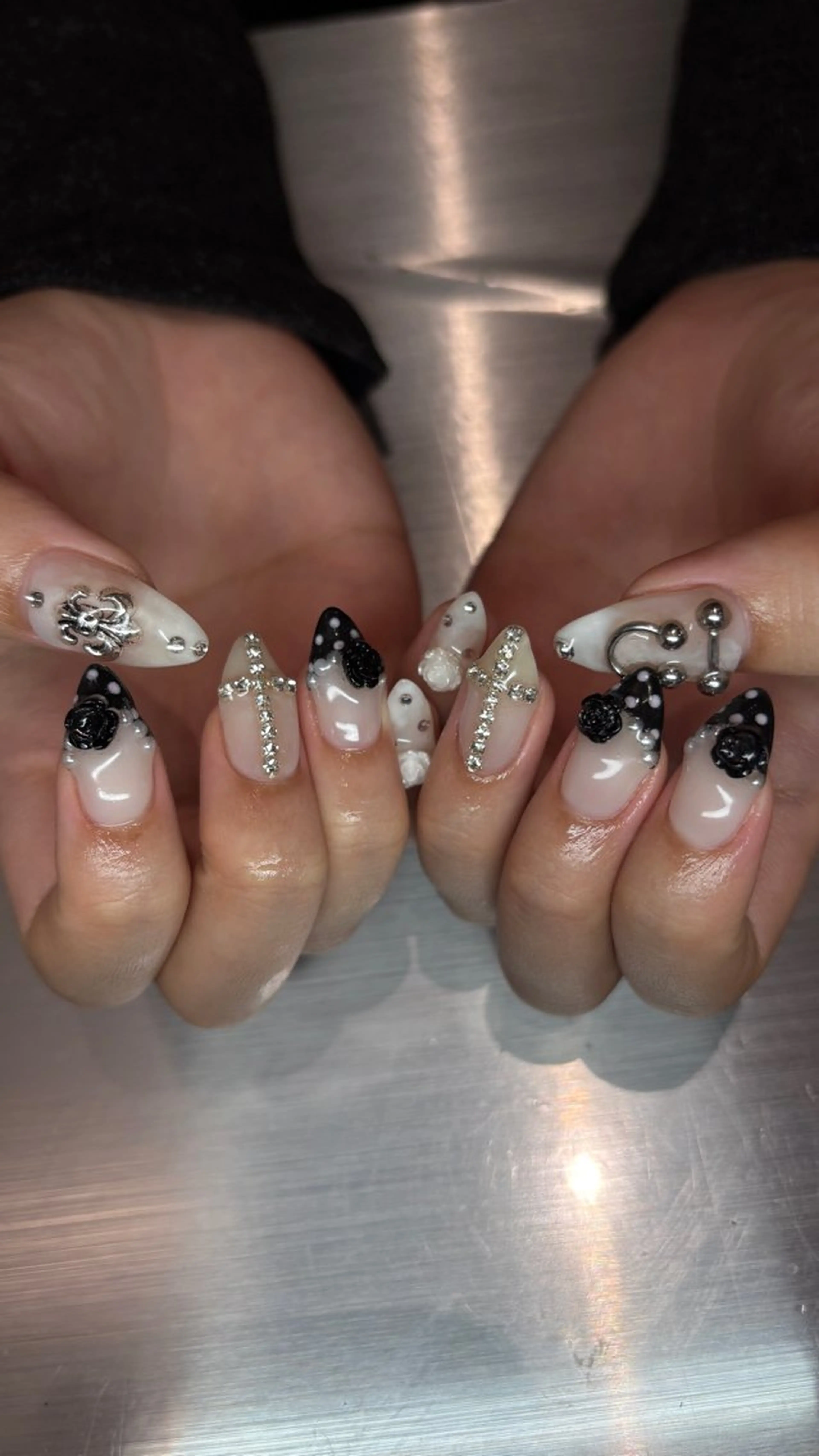 ネイル 👽個性派ネイル🎀 komachiのネイルデザイン