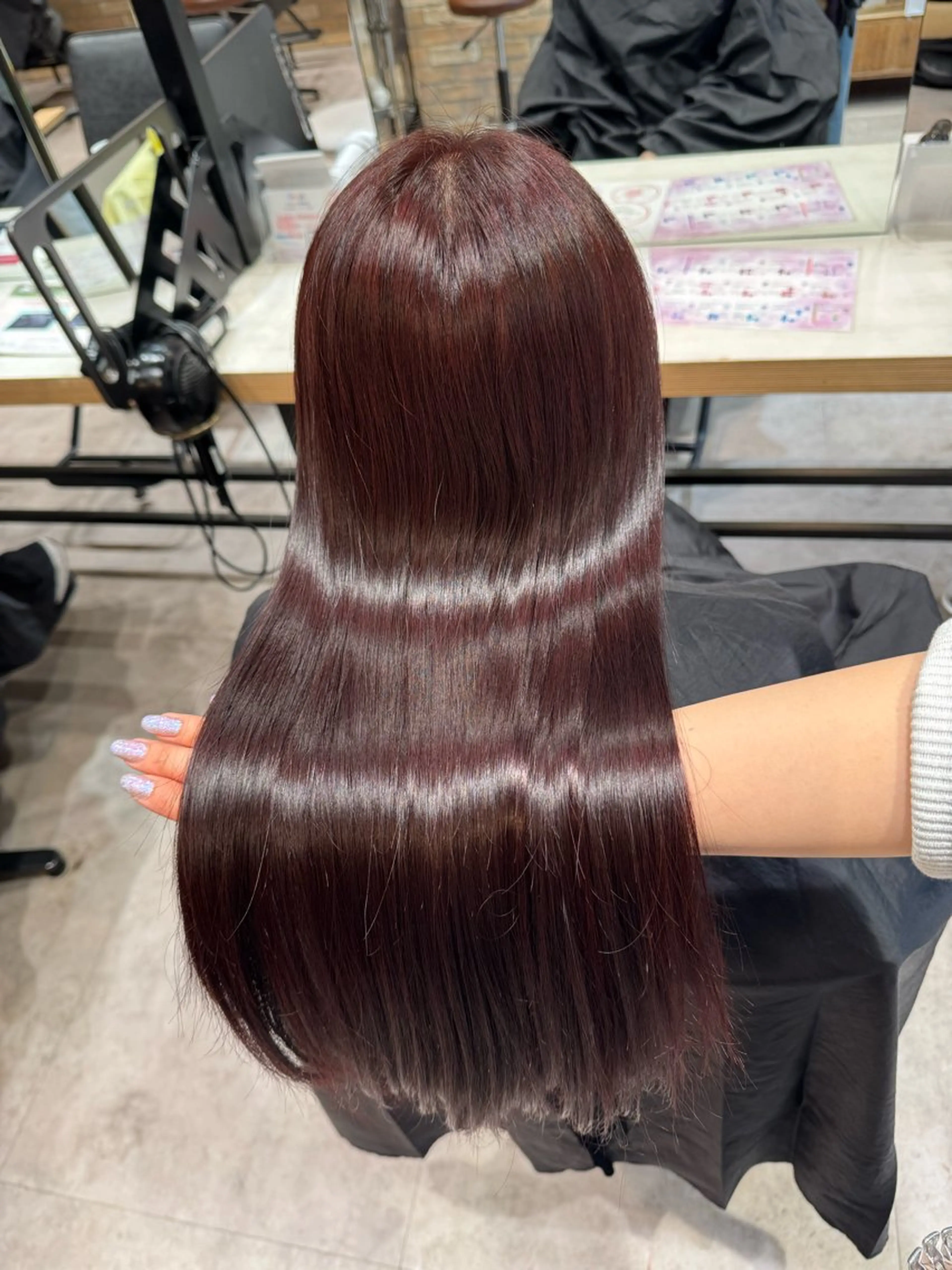 カラー Miyuu🎀カラー マツエク・ストレートのヘアスタイル