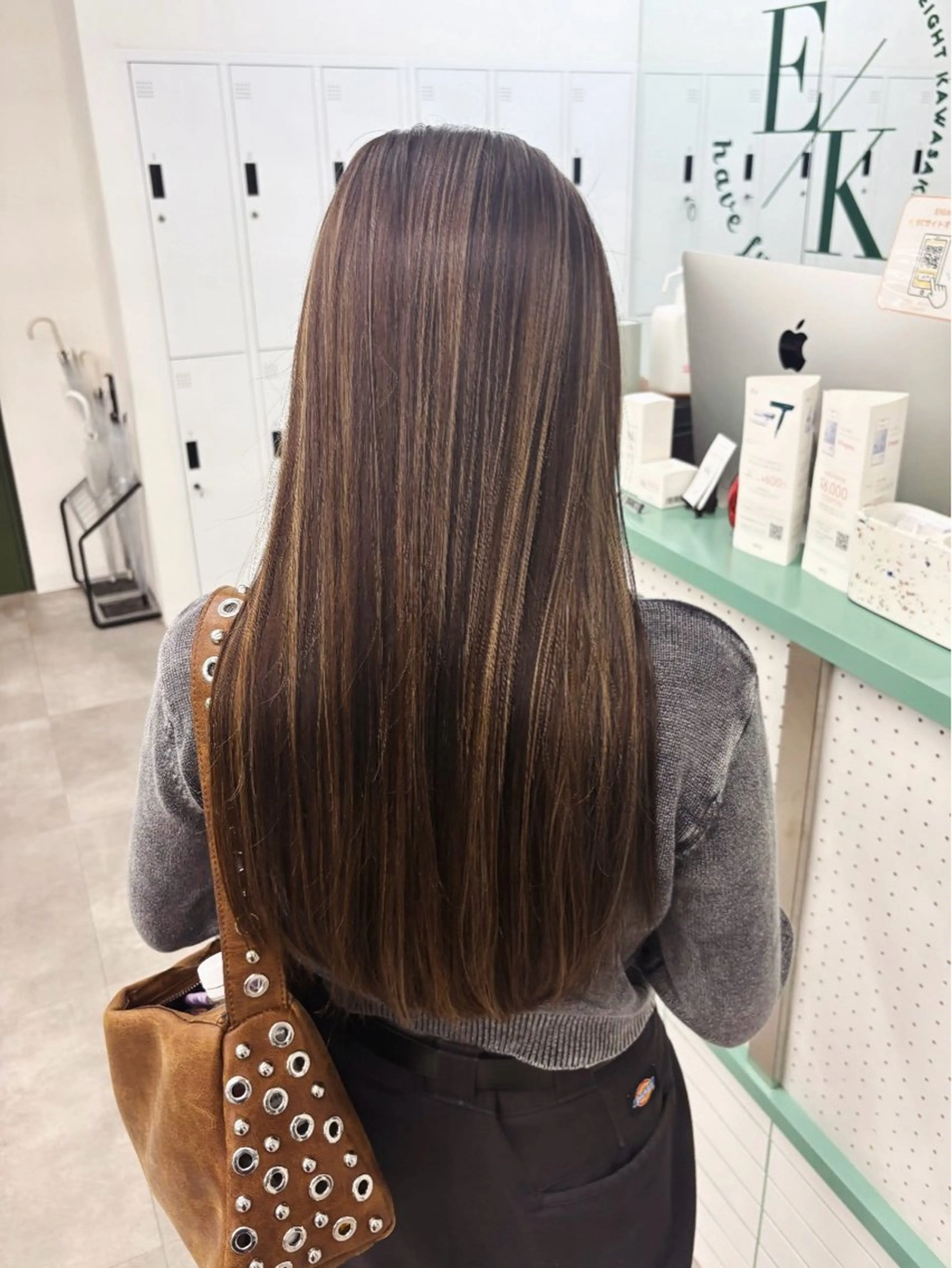 ロング ハイライト カット ヘアカラー トリートメント Ⓜ︎iyu🌊/ハイ ライト/海外風カラーのヘアスタイル