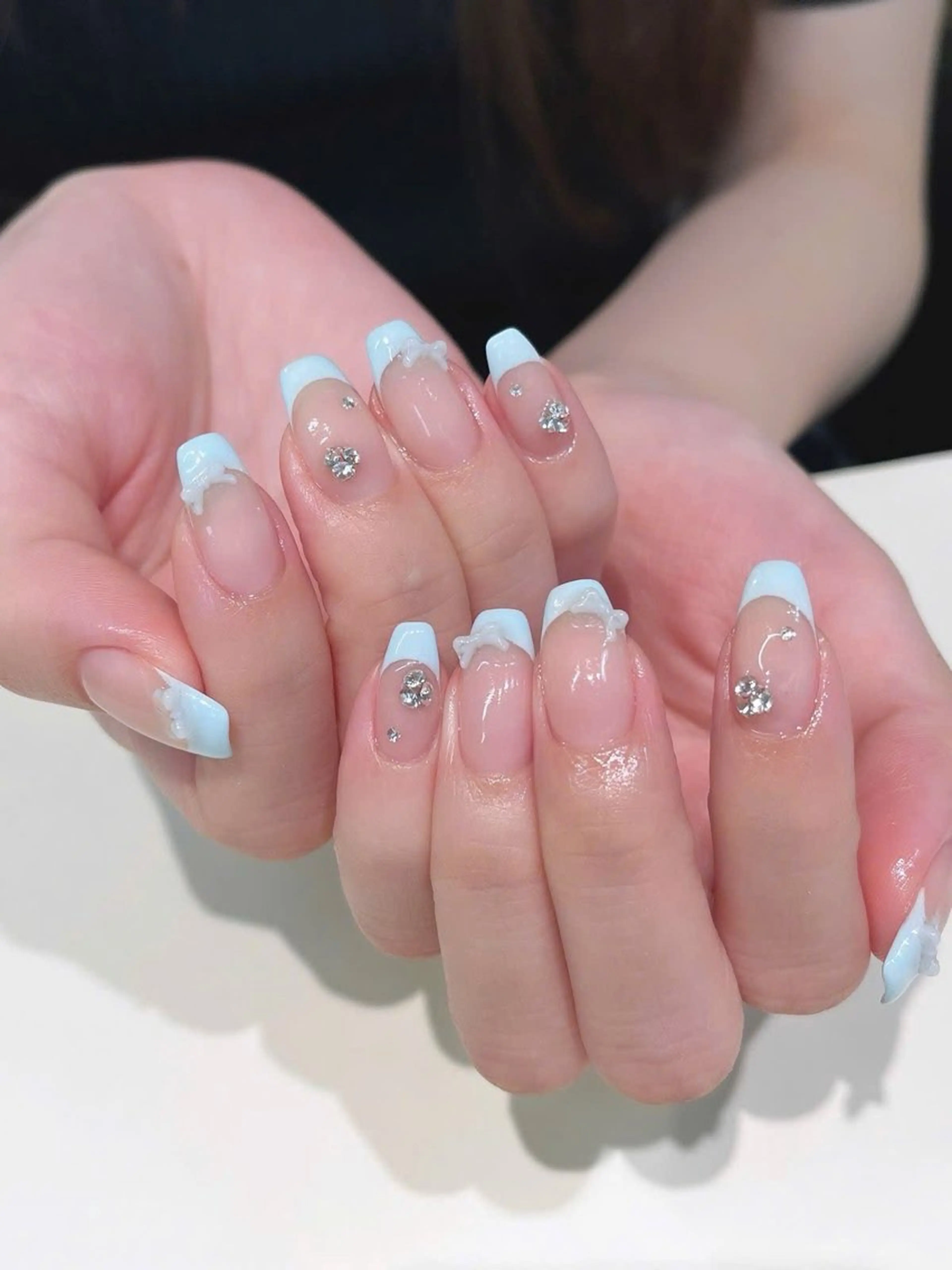 ネイル アニマル柄 オーロラネイル チークネイル フラッシュネイル ジェルネイル ハンドネイル T.A Nail Salon所属・Lyna Nail のネイルデザイン