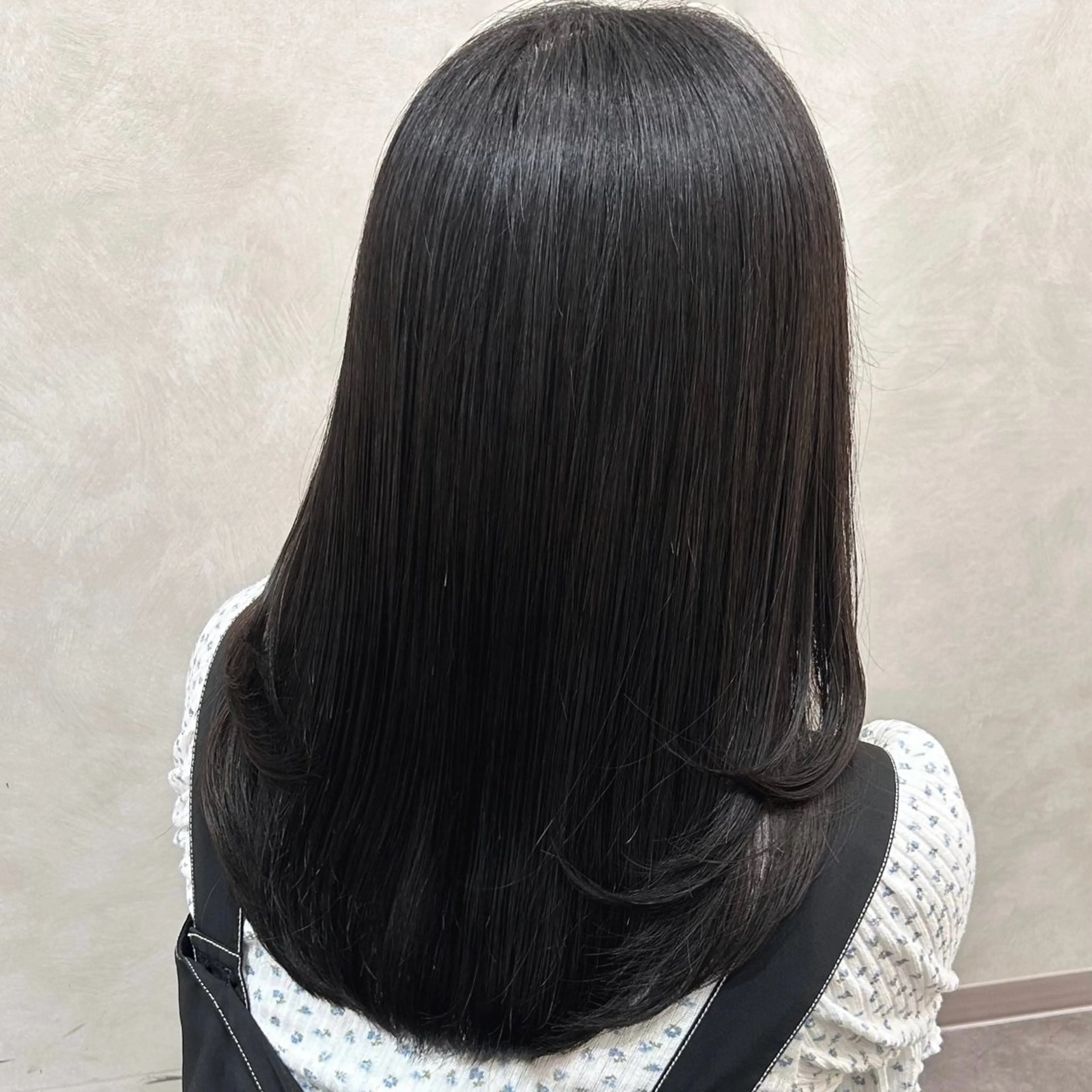 セミロング カラー レイヤー/艶カラー/ Natsuho💞のヘアスタイル