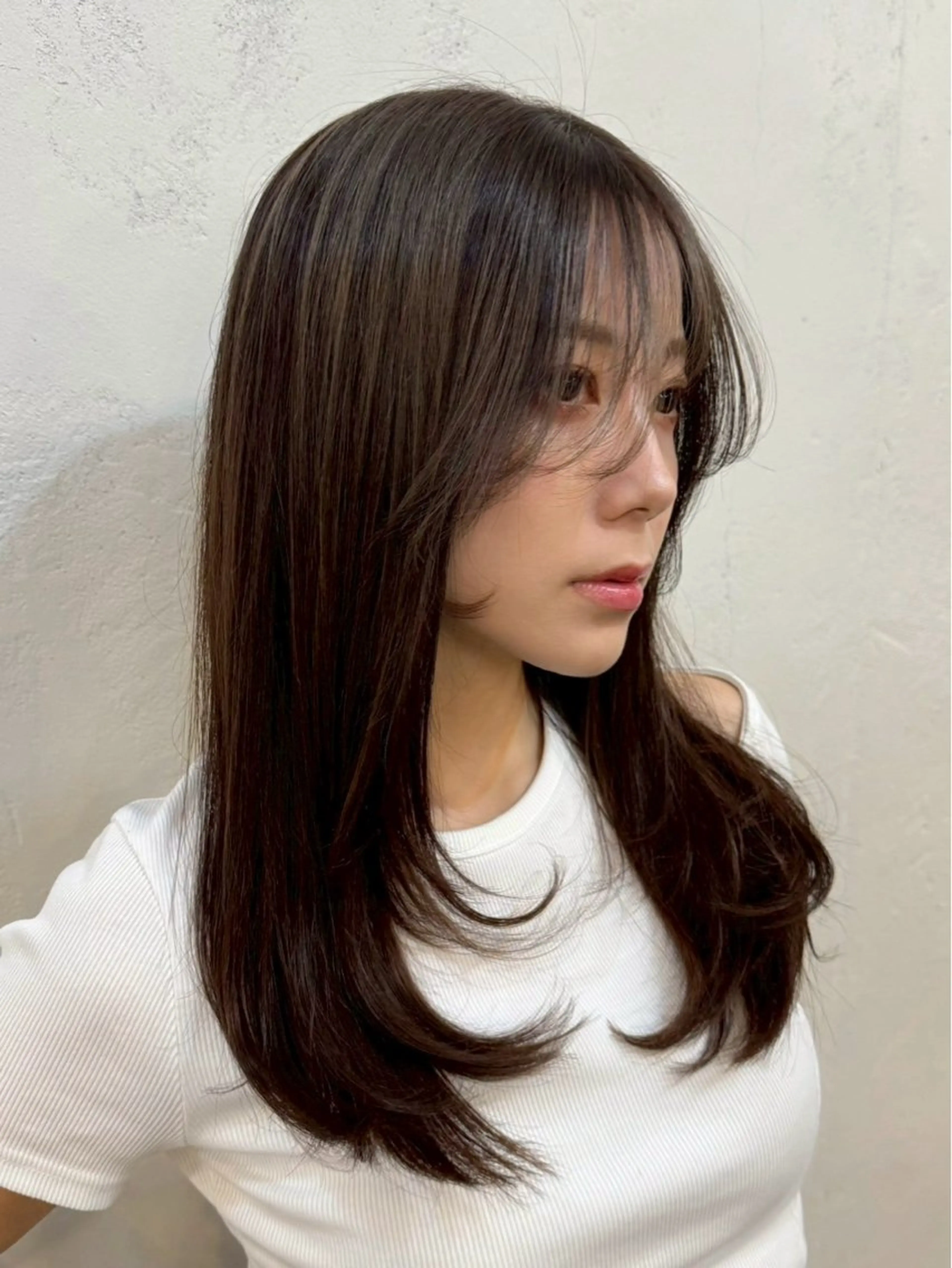 ロング カット ヘアカラー new open Farbeのヘアスタイル