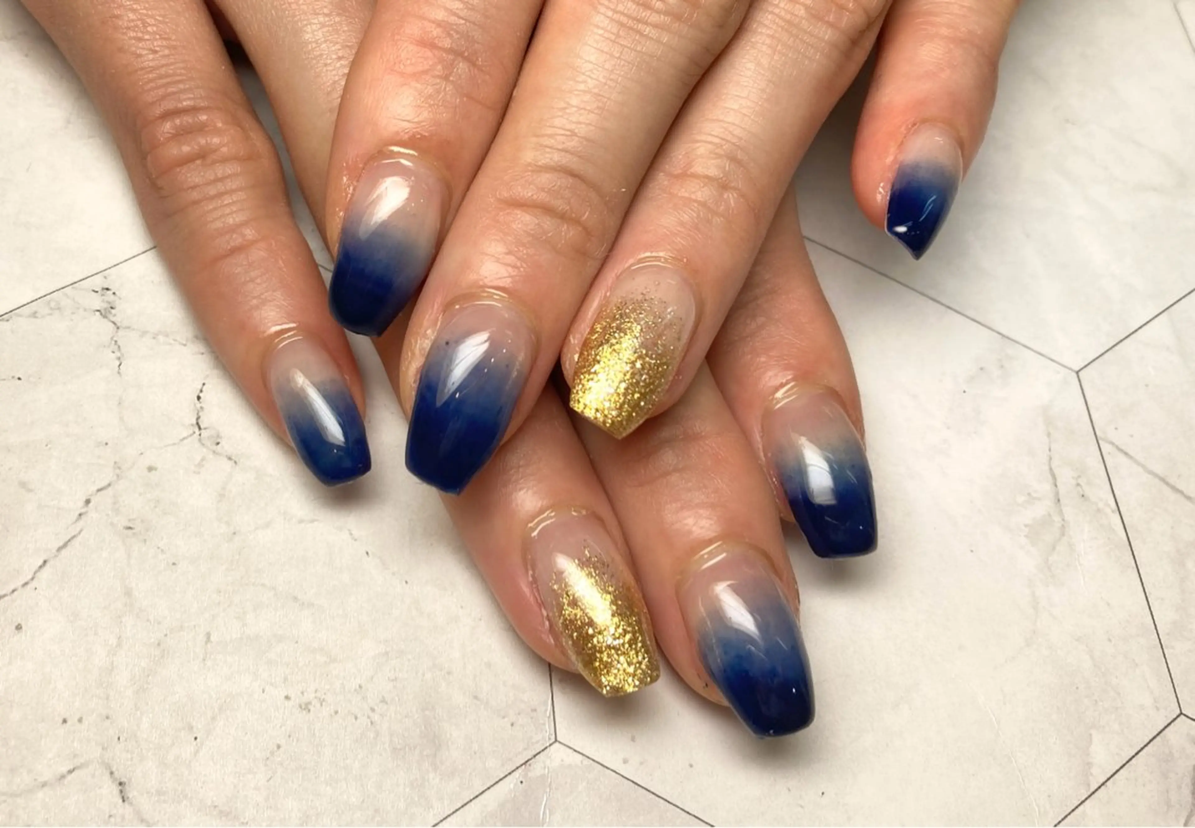 ネイル Queennail 北堀江AYAのネイルデザイン
