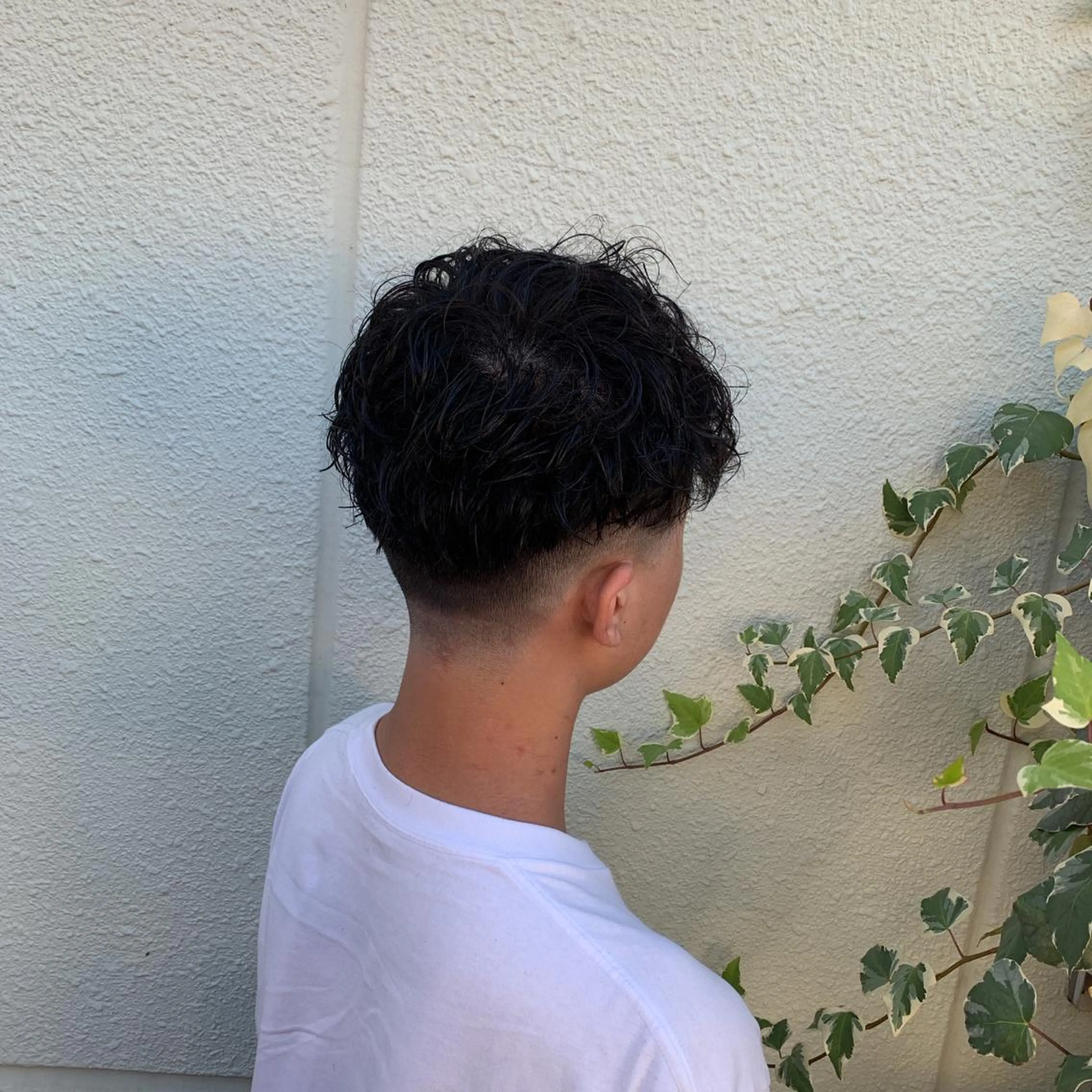 ショート メンズ フェードカット くせ毛 カット Lotus hair design所属・カット特化美容師 齋藤桐のヘアスタイル