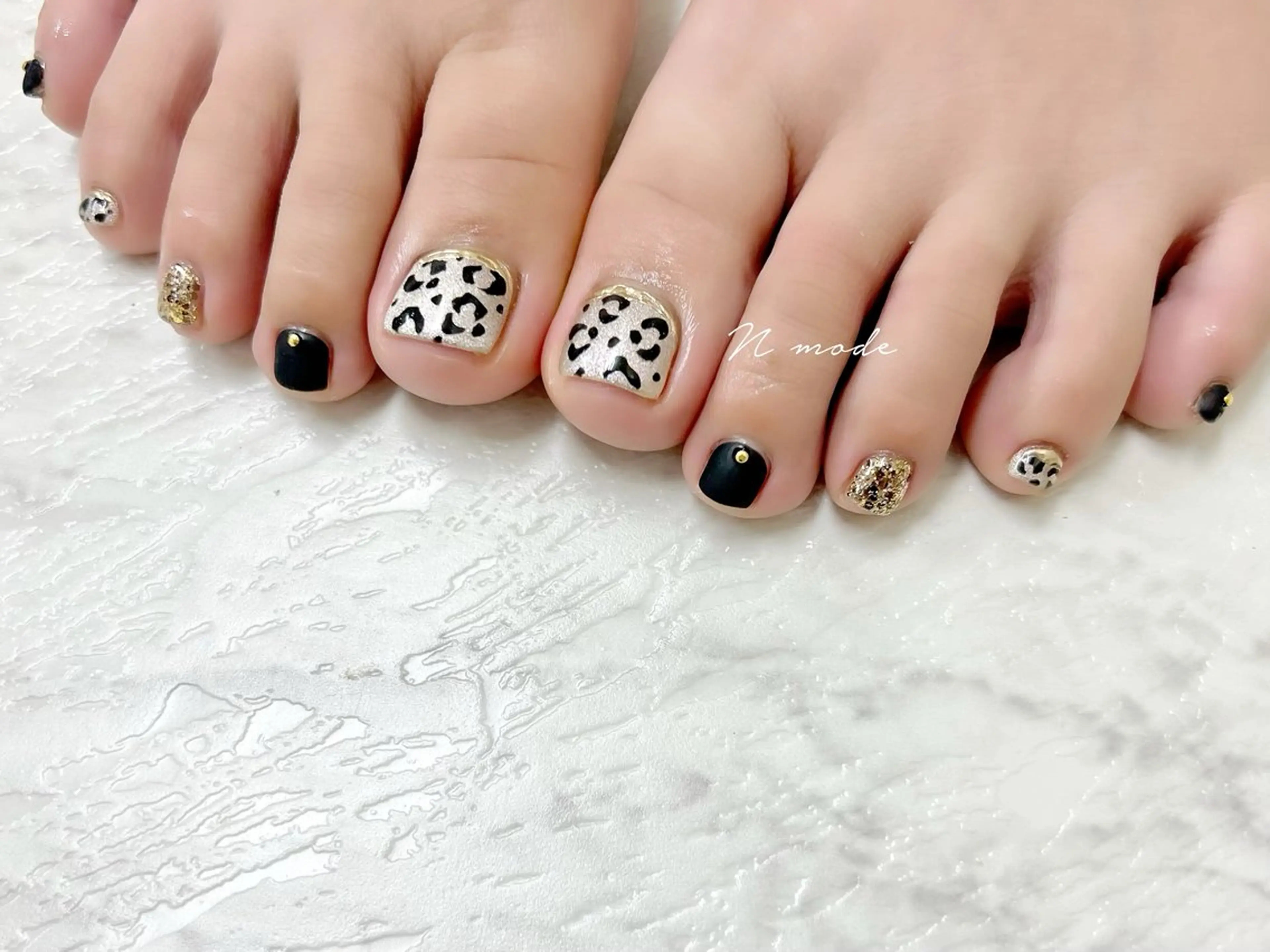 ネイル フットネイル N-mode nail salon所属・NAIL 🎀 AIRIのネイルデザイン